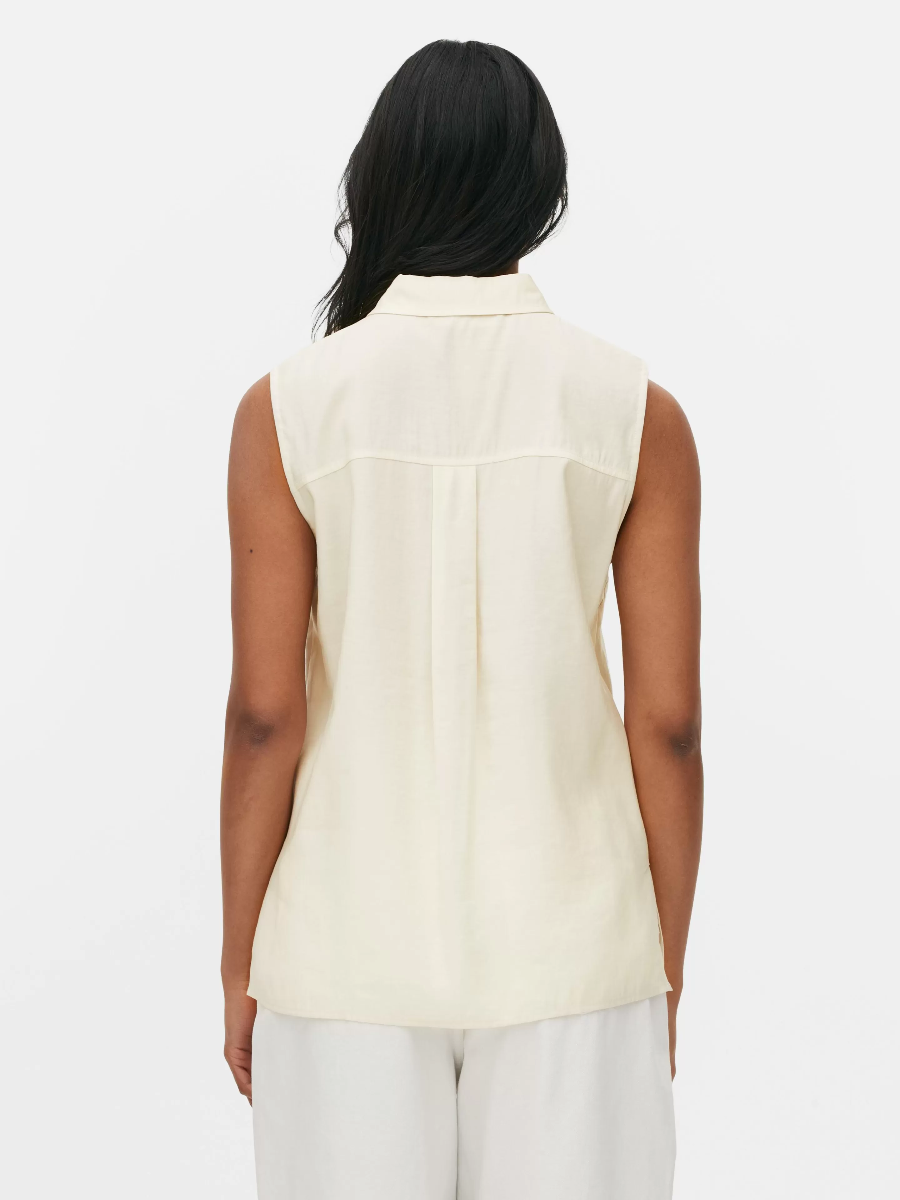 Blusa Primark senza maniche con bottoni avorio - Camicie e top eleganti per ogni occasione
