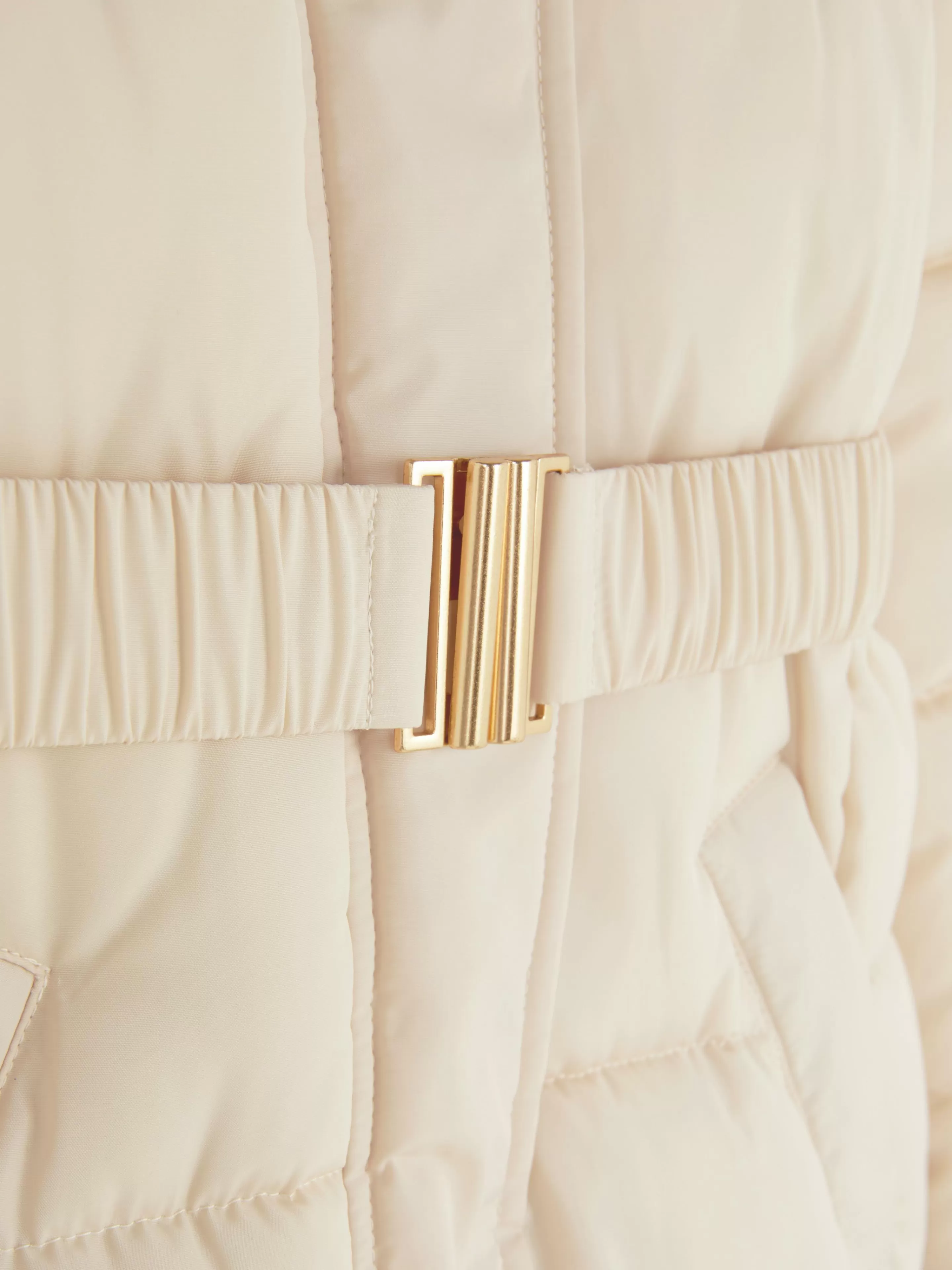 Giubbotto Imbietito Primark con Cintura Regolabile - Beige Avorio per Stagione Fredda, Design Morbido e Moderno