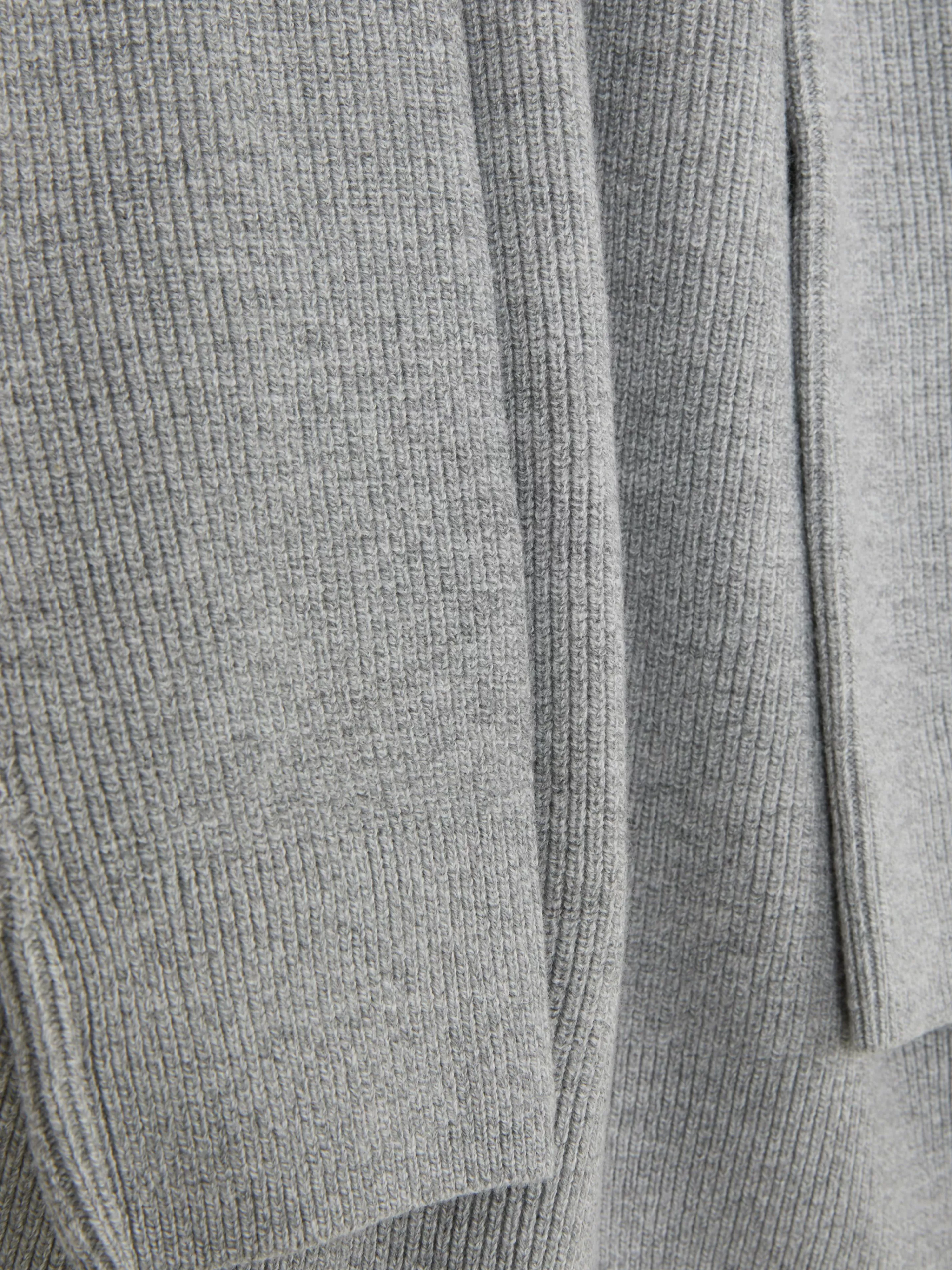 Primark Maglione in Puro Cotone con Scollo Tondo e Design a Righe - Grigio Antracite Elegante per Look Casual e Confortevole