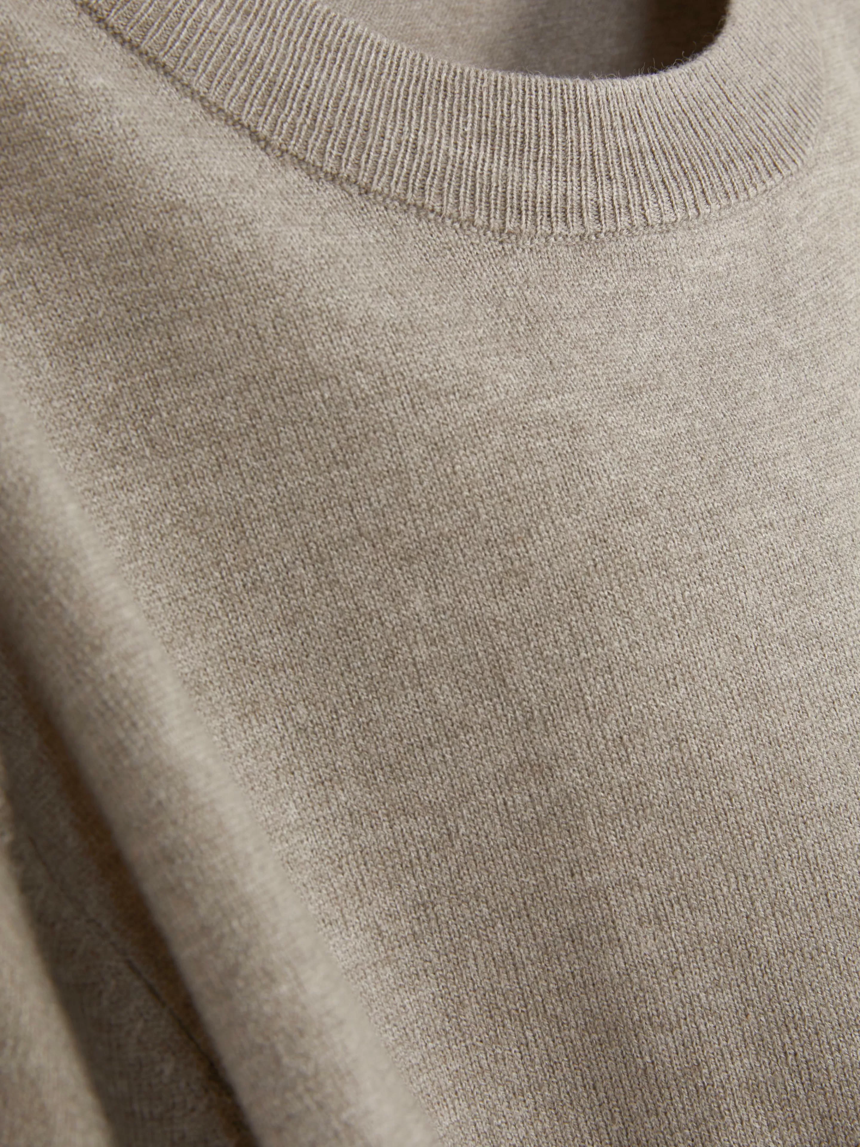 Maglioni e Cardigan in Tessuto Sottile con Collo Tondo - Beige Naturale | Linea Autunno/Inverno Primark Collection