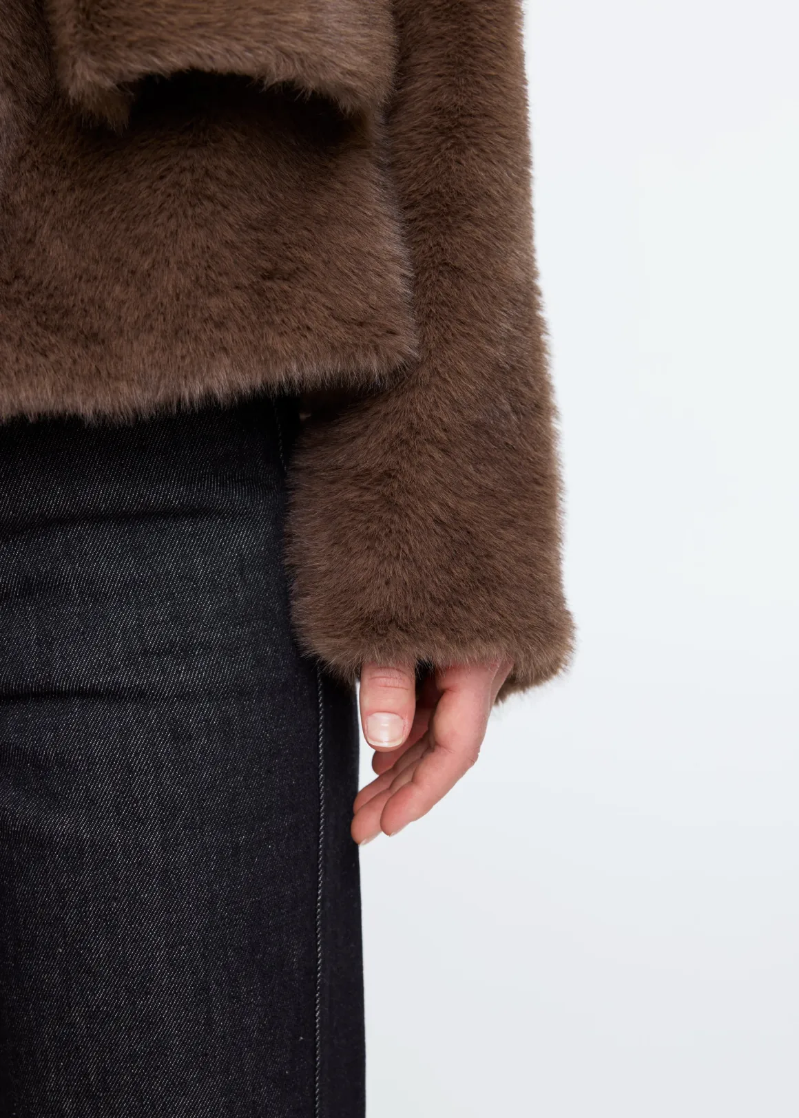 VANILIA Giubbotto in Ecopelliccia Morbida - Marrone Foglia con Sconto, Cappotto Invernale Elegante con Chiusura a Bottoni, Pelliccia Sintetica Autunno 2024