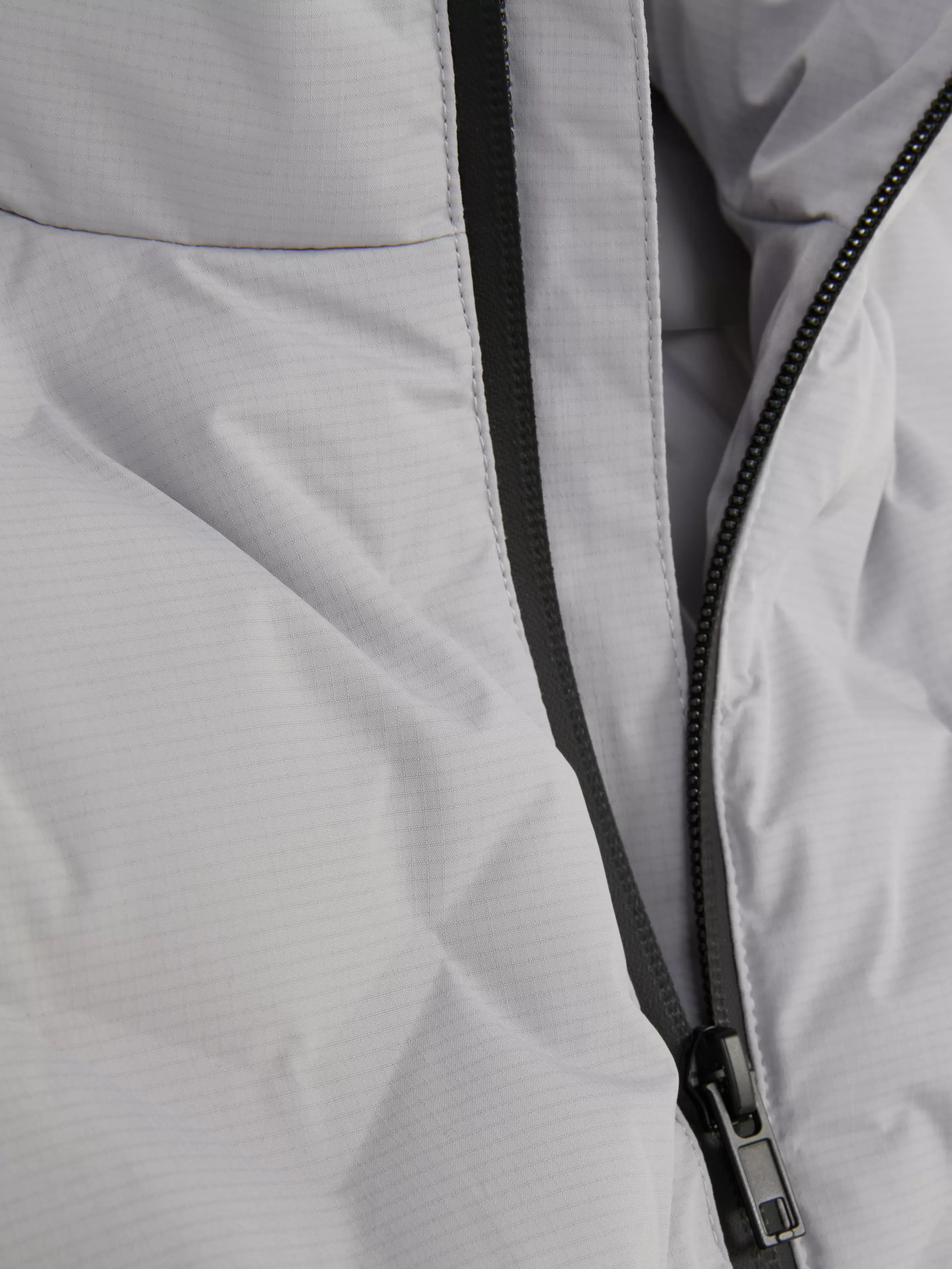 Primark - Gilet Imbattuto con Zip in Piumino, Grigio Grafite per Look Casual