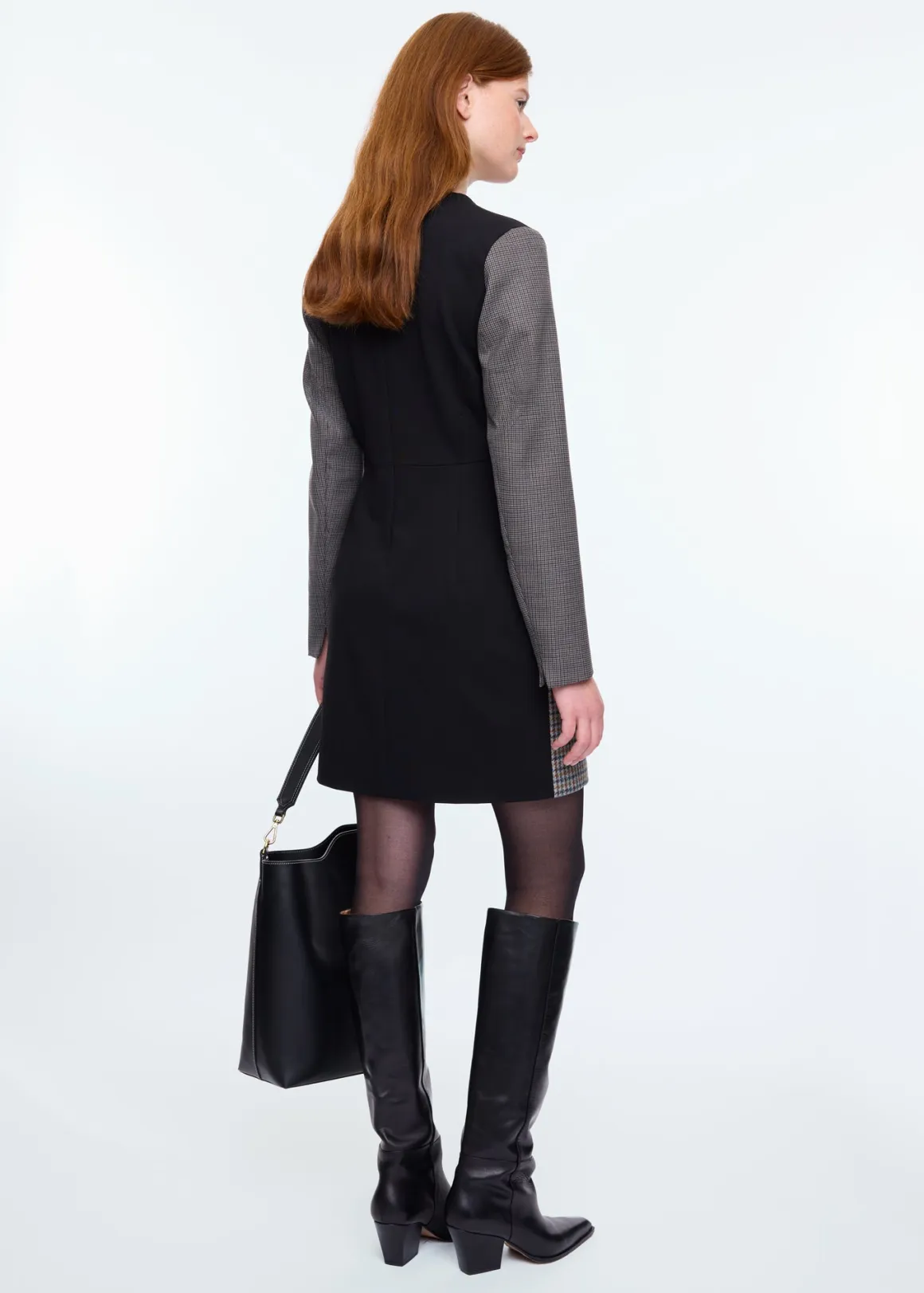 Vanilia Vestito Elegante con Inserti a Contrasto - Nero, Stilizzato per un Look Moderno e Versatile 

（：，
