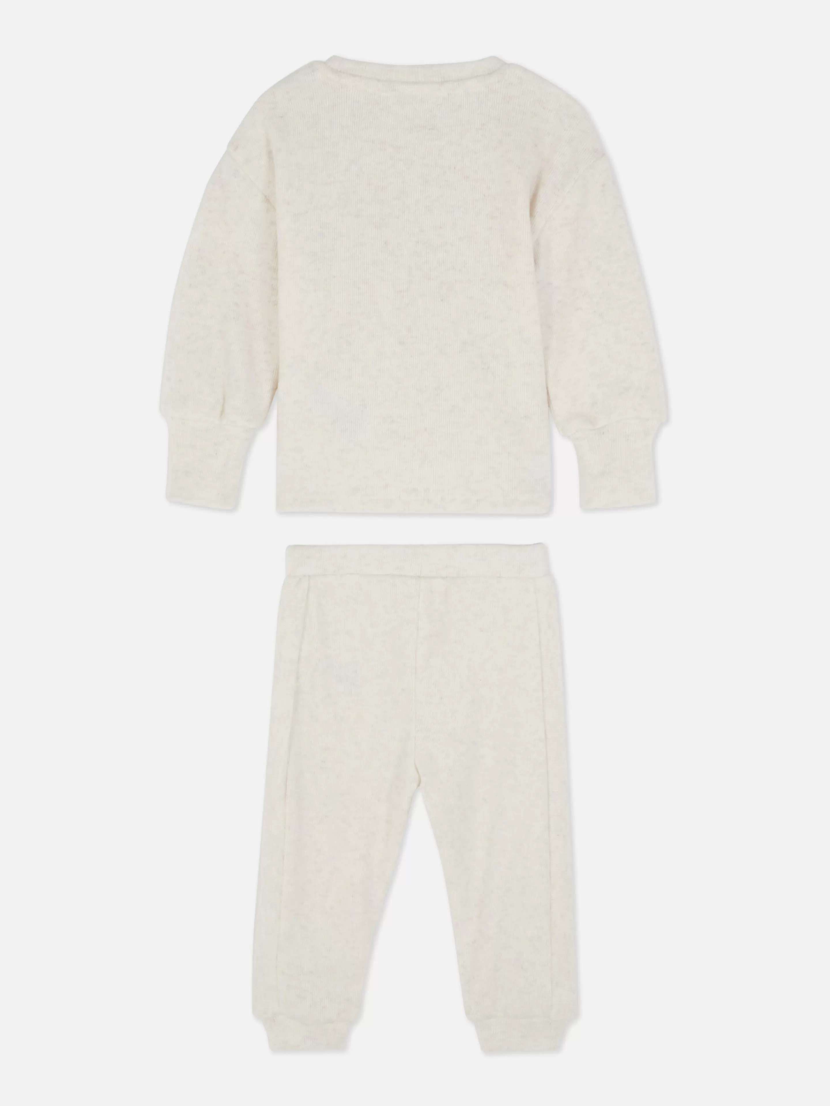 Primark: Completo Sportivo Comodo in Tonalità Avena - Camisola e Pantaloni da Training Coordinati per Look Casual