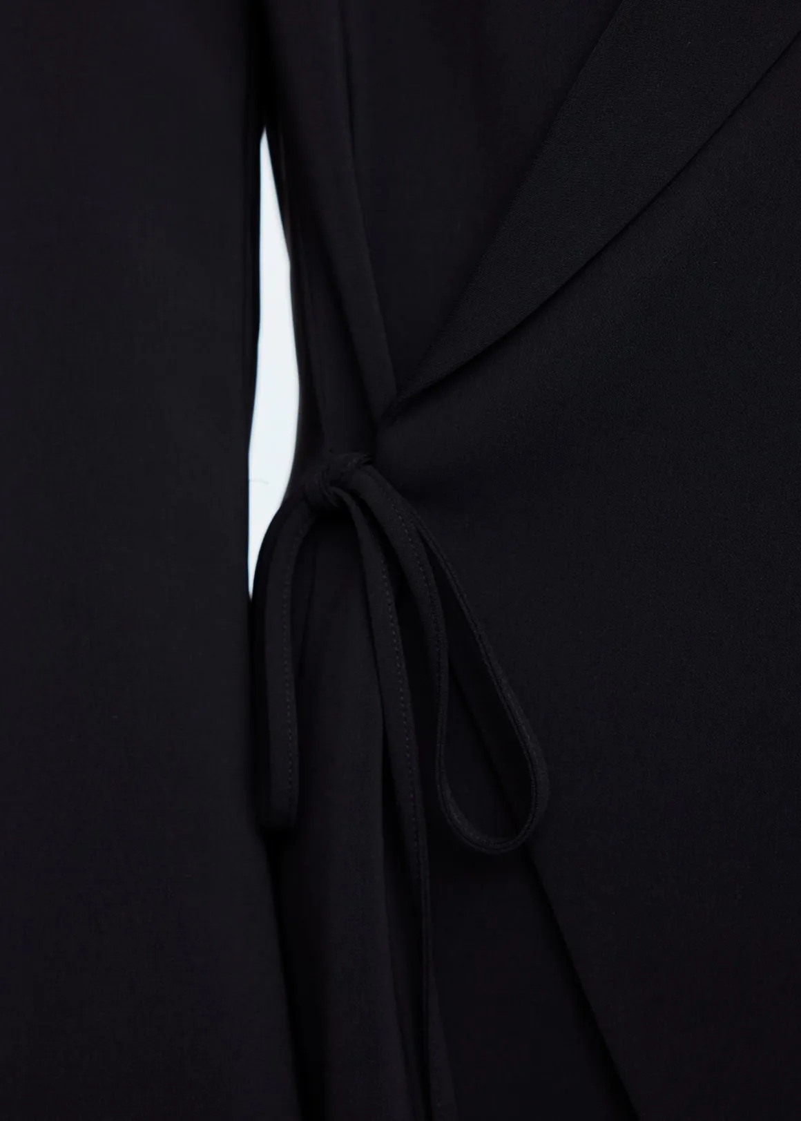 Colbert in Crepé Vanilia - Gonna Elegante Nero con Sconto Esclusivo