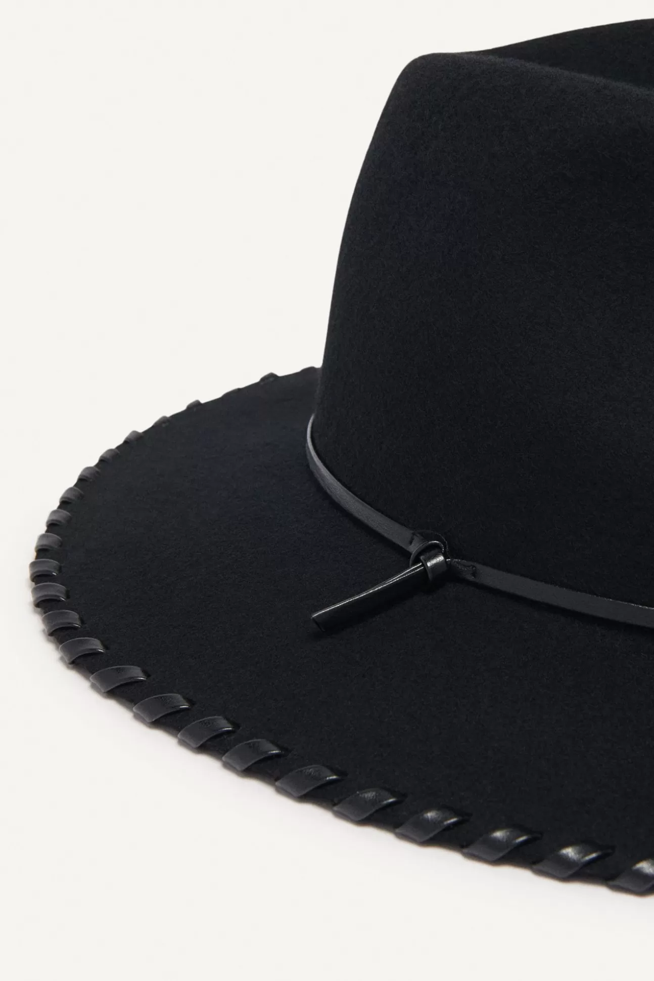 Ba&Sh Cappello Elegante in Paglia con Nastro - Stile Parigino per Estate 2024