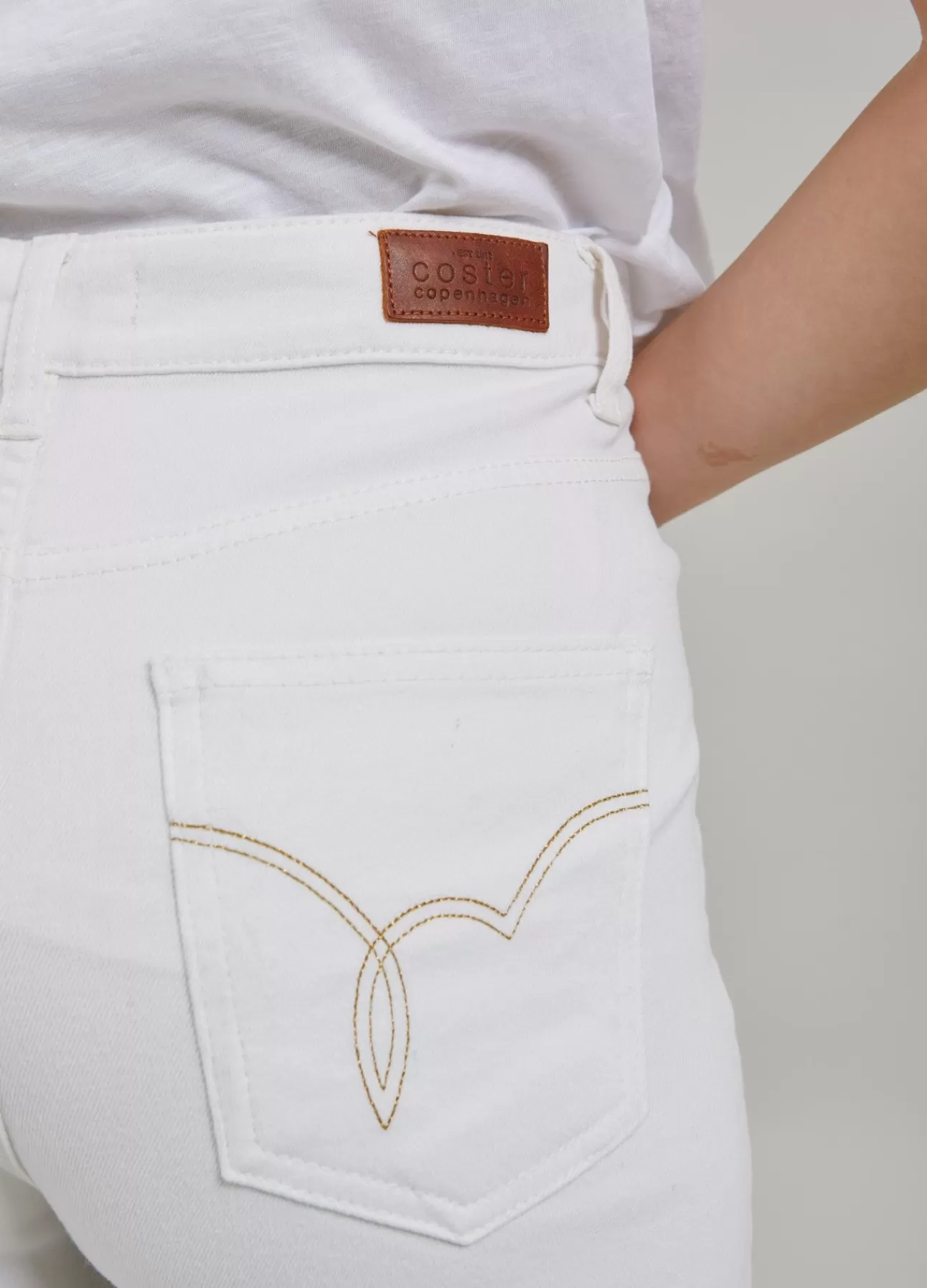 Coster-Copenhagen Jeans Donna a Vita Alta - Design Danese Contemporaneo con Confezione Premium e Modelli Classici