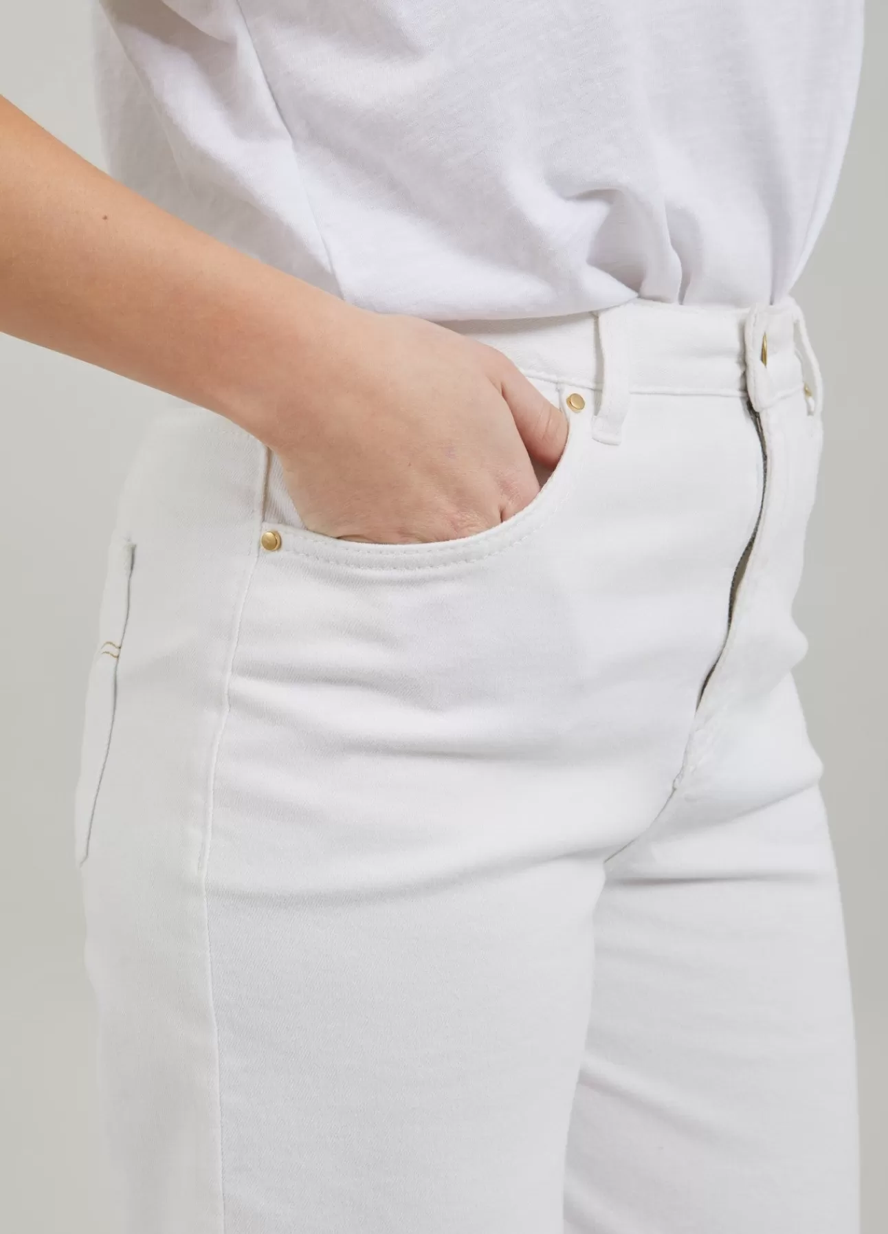 Coster-Copenhagen Jeans Donna a Vita Alta - Design Danese Contemporaneo con Confezione Premium e Modelli Classici