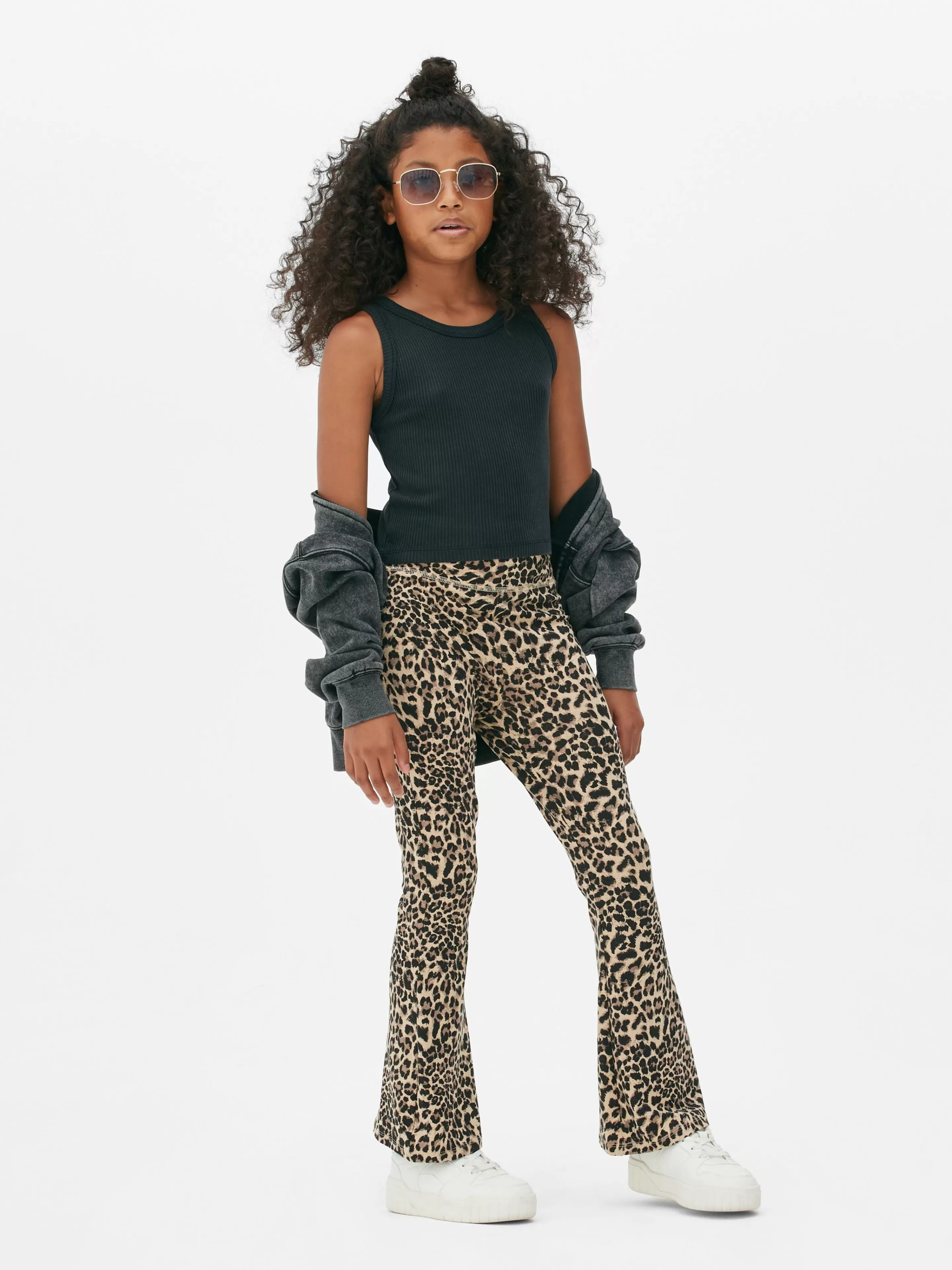 Leggings Firmate Primark con Stampa Leopardata e Bordi Colorati - Design Comodo e Alla Moda