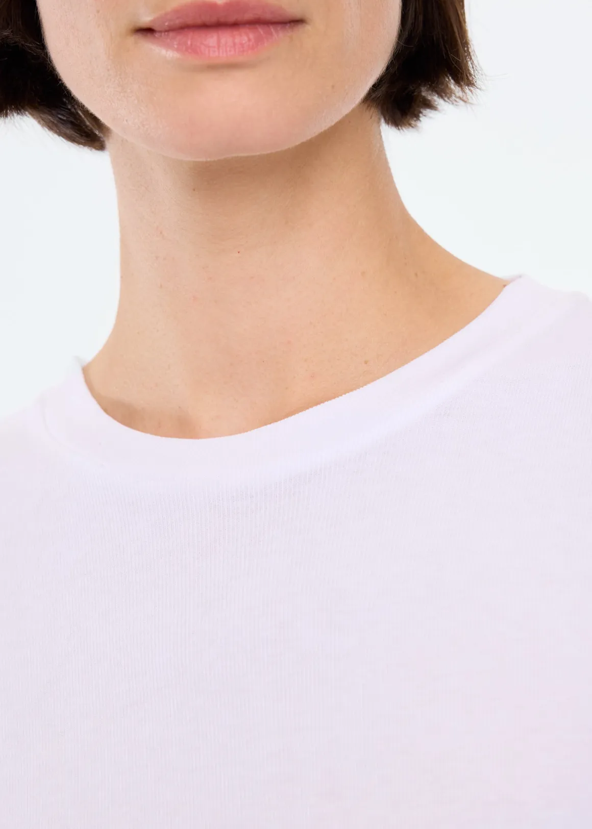 VANILIA Maglia Lunghissima in Lyocell con Dettagli a Costine - Bianco Avorio, Tatto di Primavera con Comodità Senza Tempo