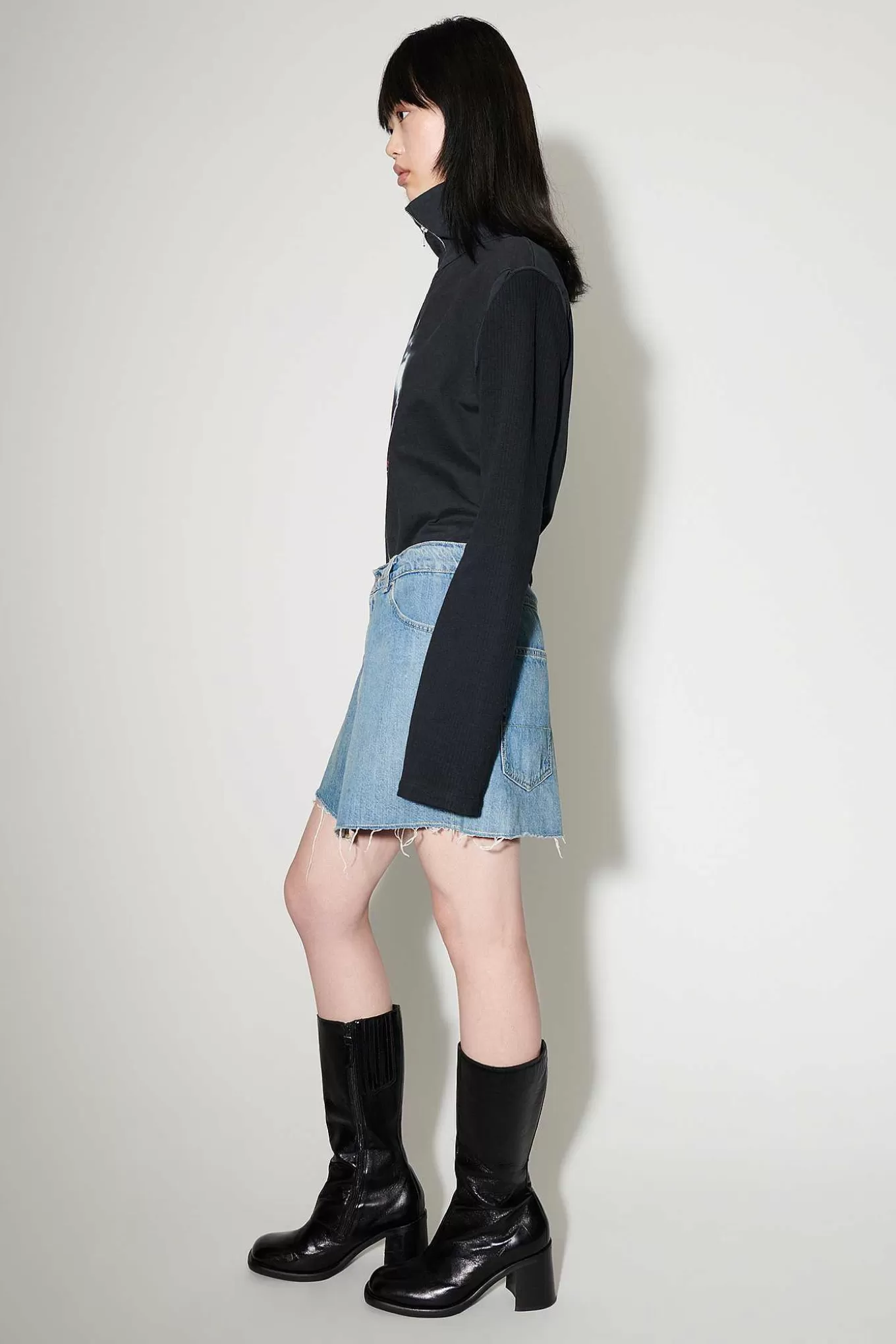 Our Legacy Gonna Avvolgente in Denim - Blu Medio Polvere con Taglio Vintage Stile Casual Chic