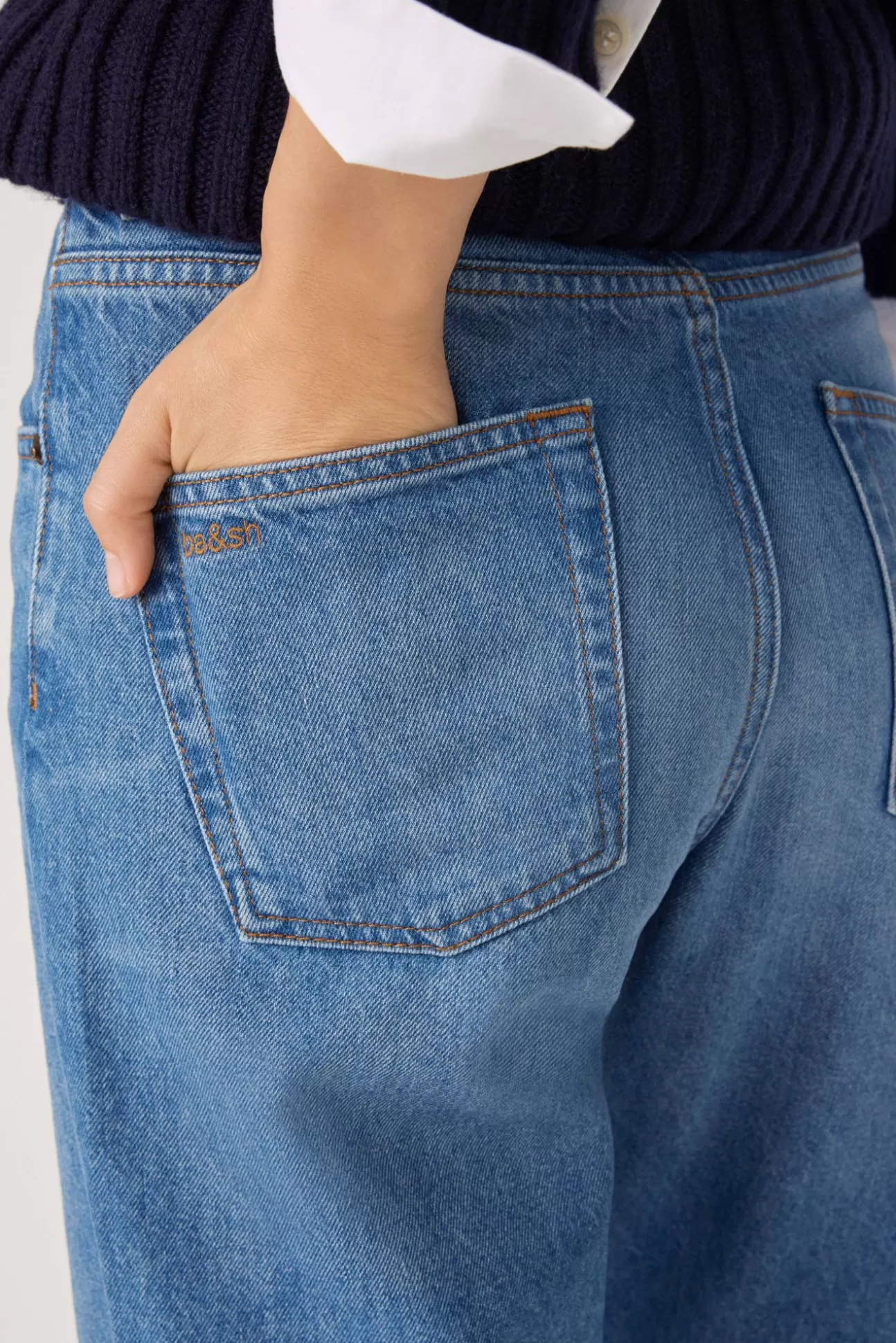 Ba&Sh Onasis Accessorio Stilizzato in Blu Elettrico - Edizione Limitata Autunno 2023