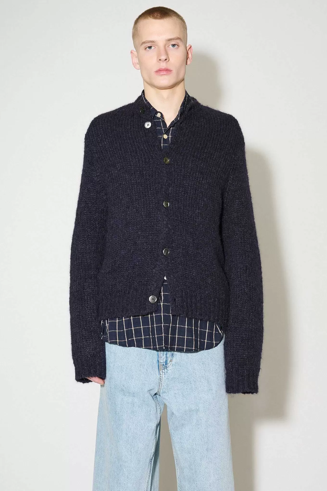 Comodo Cardigan Our Legacy in Tinta Navy - Lana Mohair Mista Alpaca per Uno Stile Casual Elegante