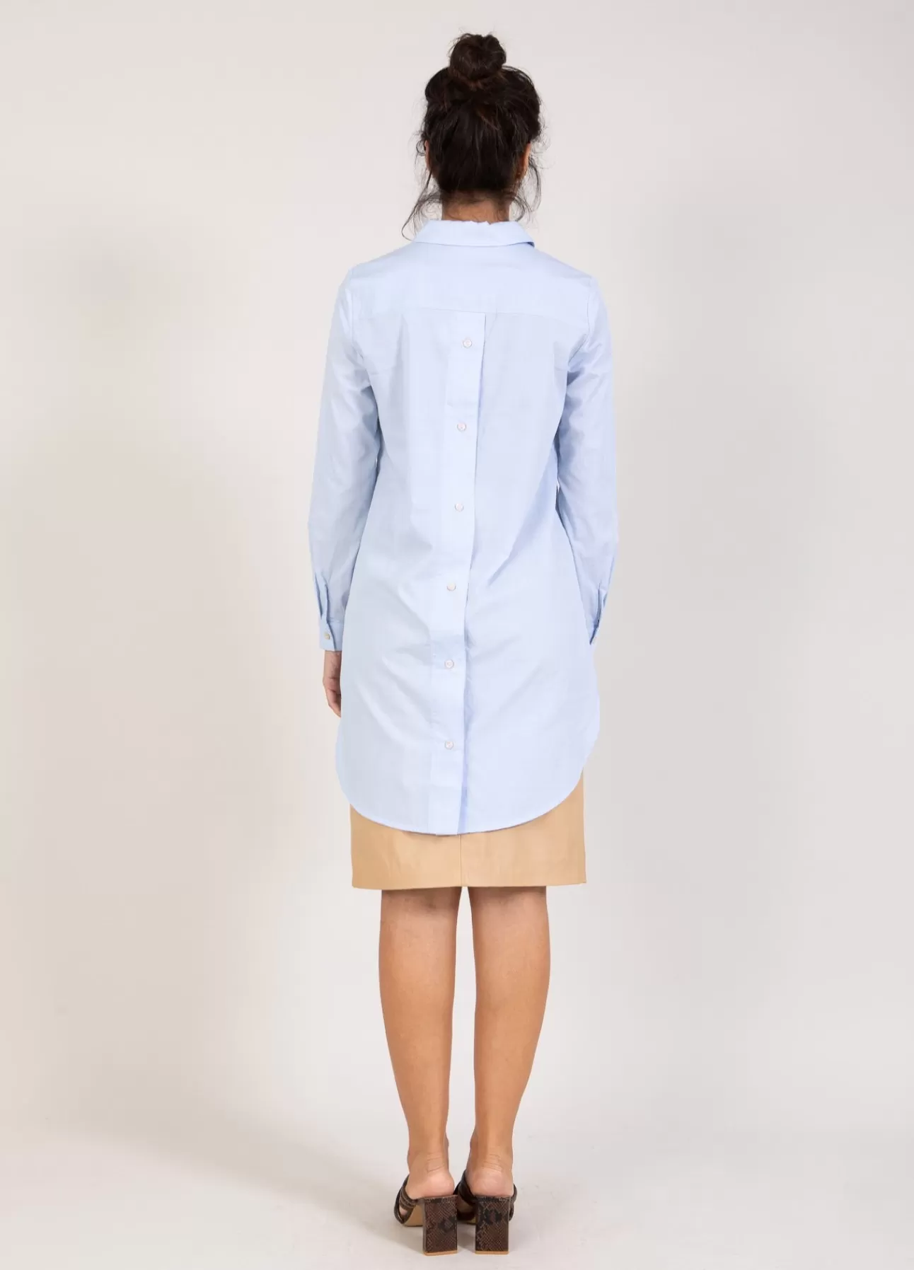 Camicia Oversize Donna in Tessuto Oxford - Stile rilassato e minimalista by COPENHAGEN