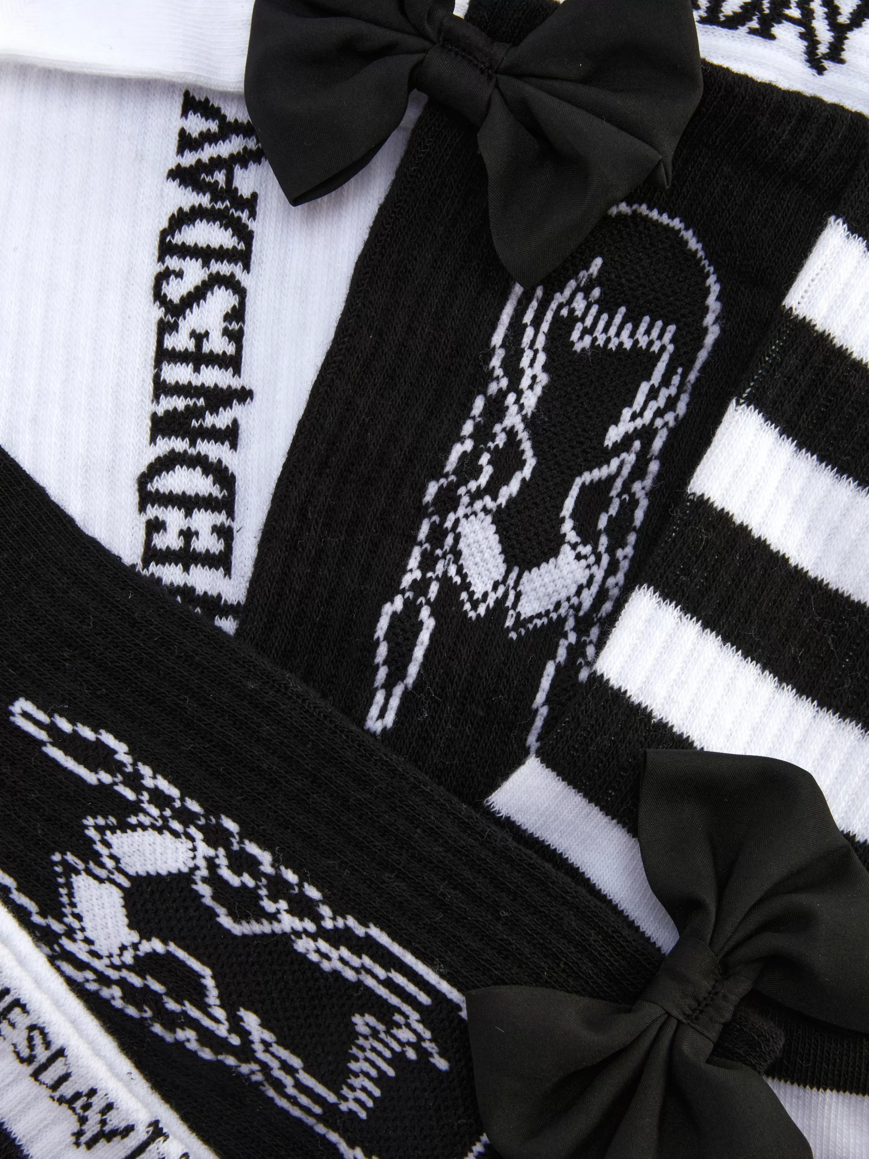 Primark - Calze a Mezzo Gamba Wednesday Addams, Confezione da 3 Paia Nero Unisex