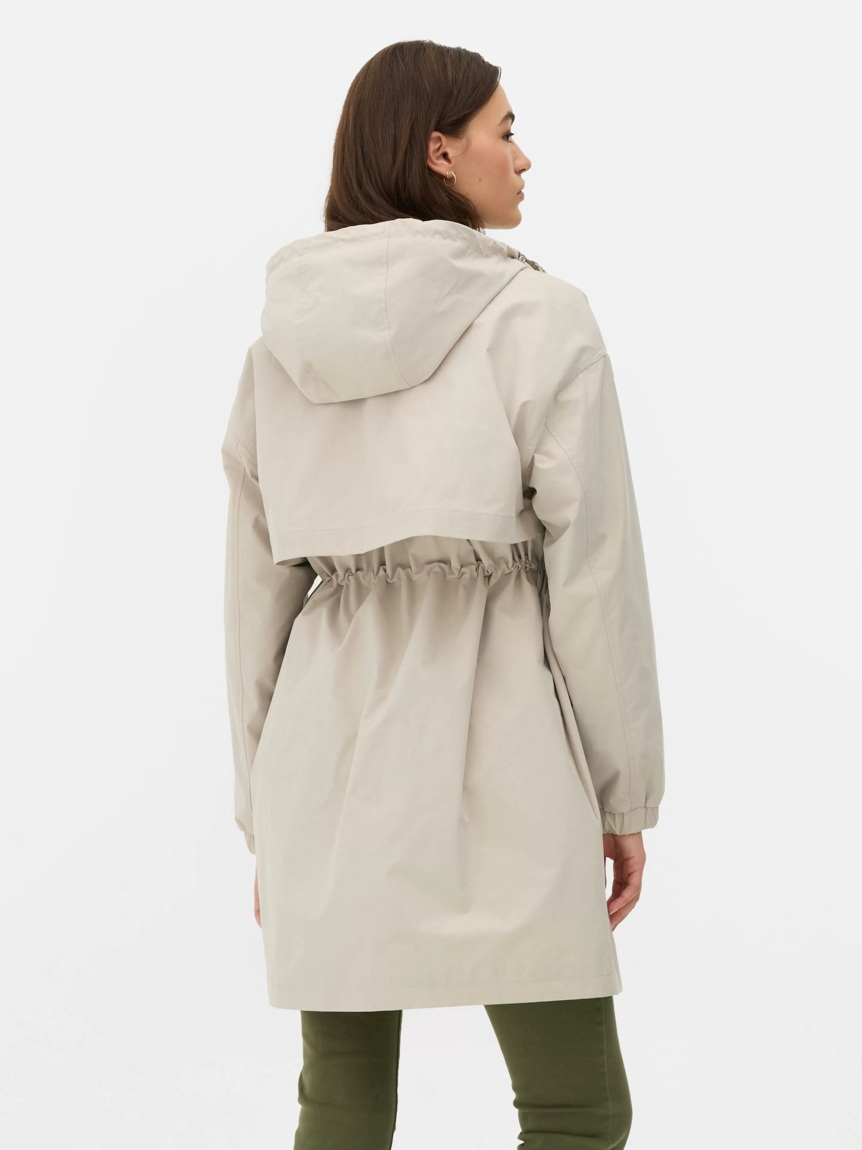 Giubbotto Parka Impermeabile Primark con Cappuccio Regolabile - Stile Urbano e Funzionale