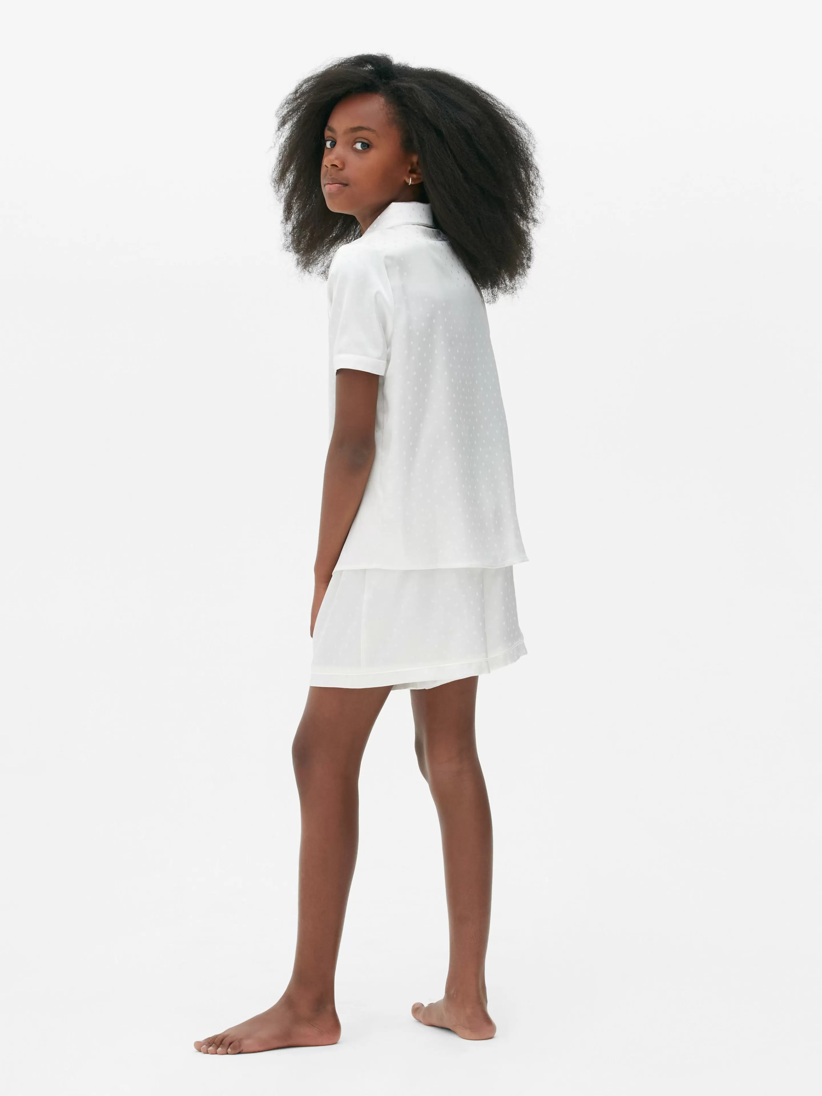 Primark Pigiama Corto in Raso Bianco per Notti Fresche e Confortevoli