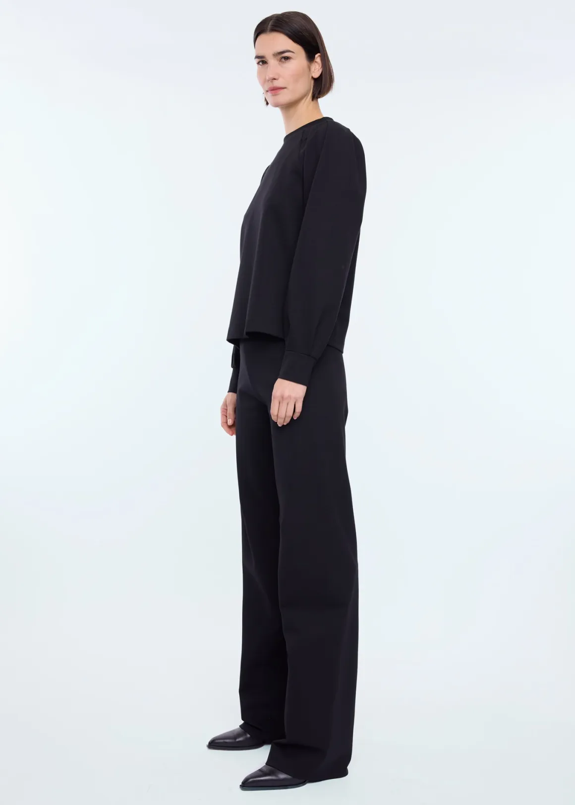VANILIA Top elegante con maniche plissettate in jersey nero - Prezzo vantaggioso