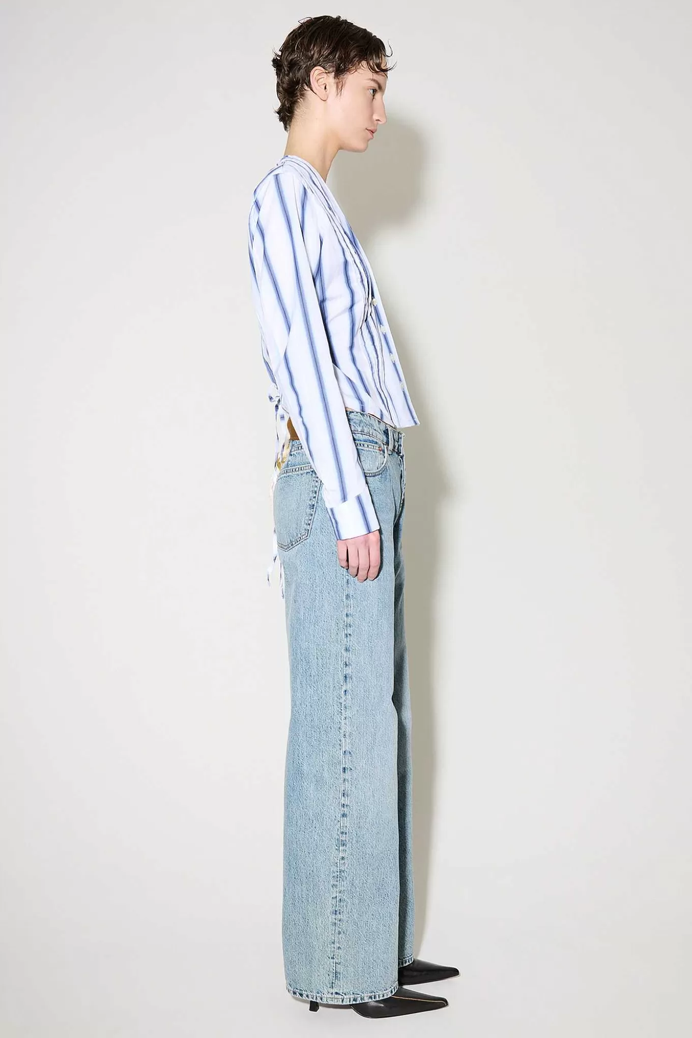Our Legacy Camicia Uomo in Cotone Plissettato - Design con Strisce Geometriche Blu Elettrico