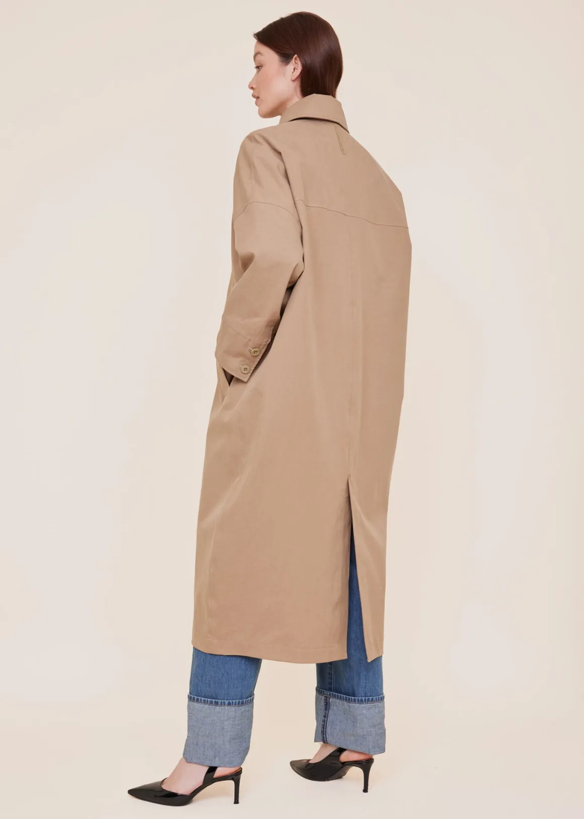 Cappotto trench elegante in Tencel sabbia | VANILIA | Offerta esclusiva stagionale

(：，