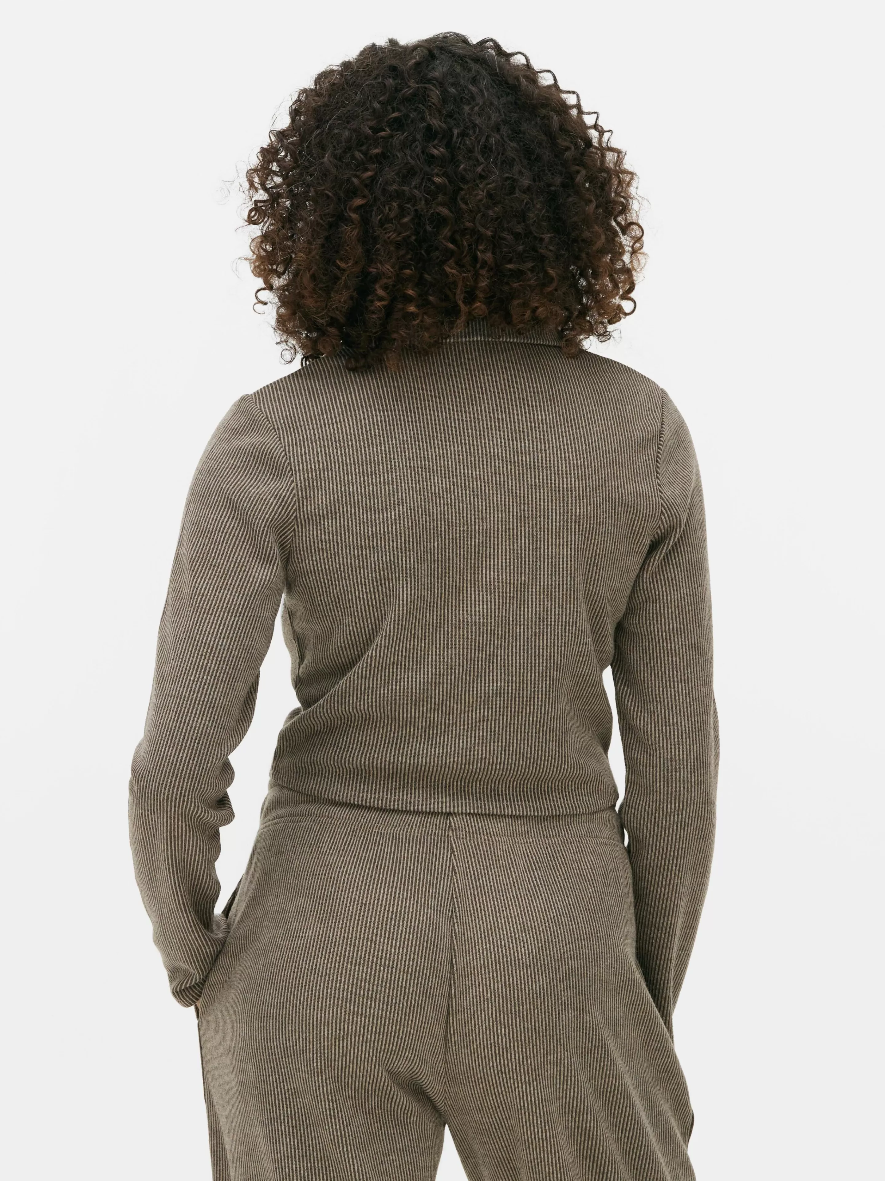 Primark Top Sportivo con Zip 1/4 - Completo Coordinato in Tonalità Grigio Taupe, Ideale per Stile Casual e Comfort