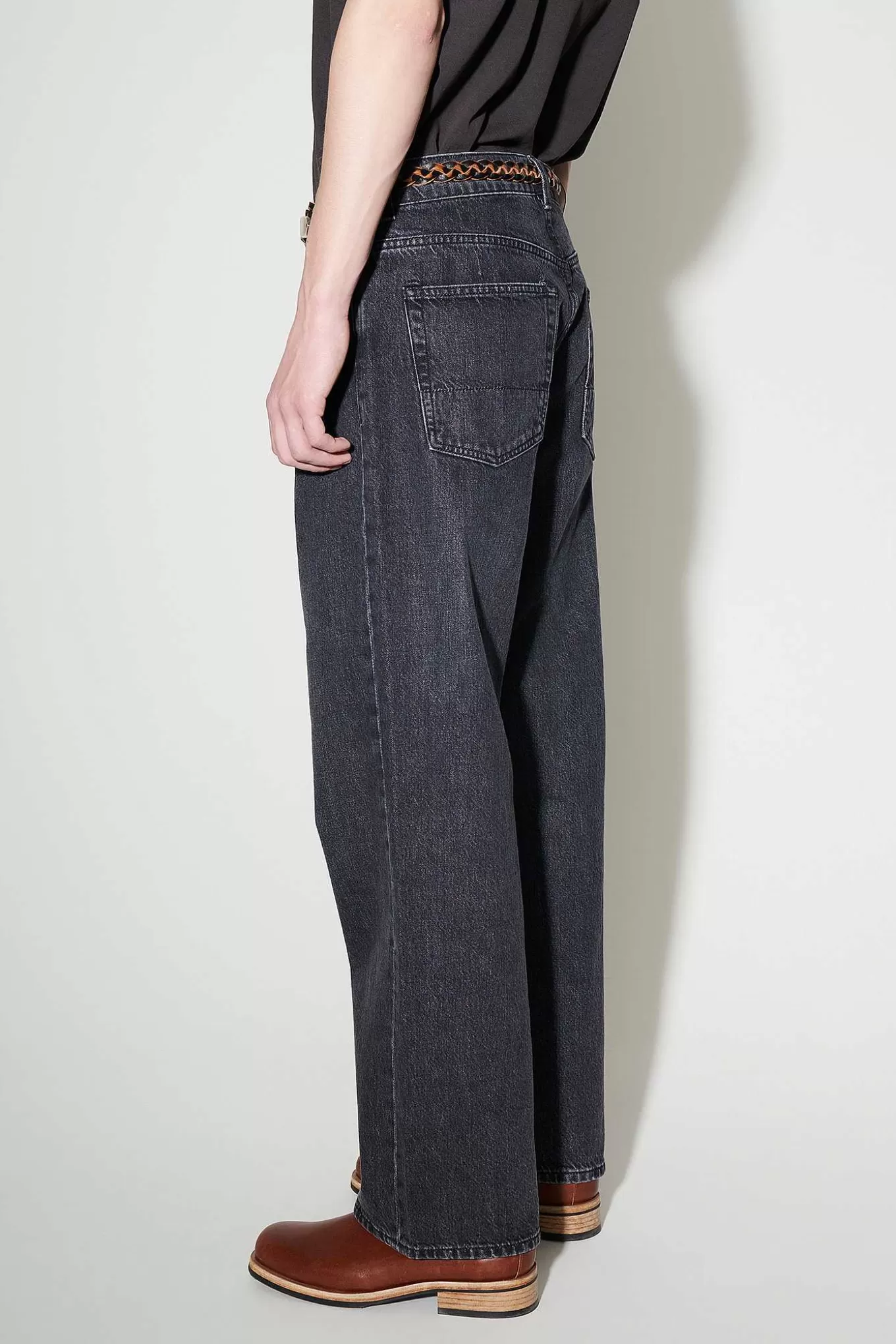 Denim Our Legacy - Modello Tredje Snittet con Lavaggio Supergrigio Effetto Usurato Premium 

（：