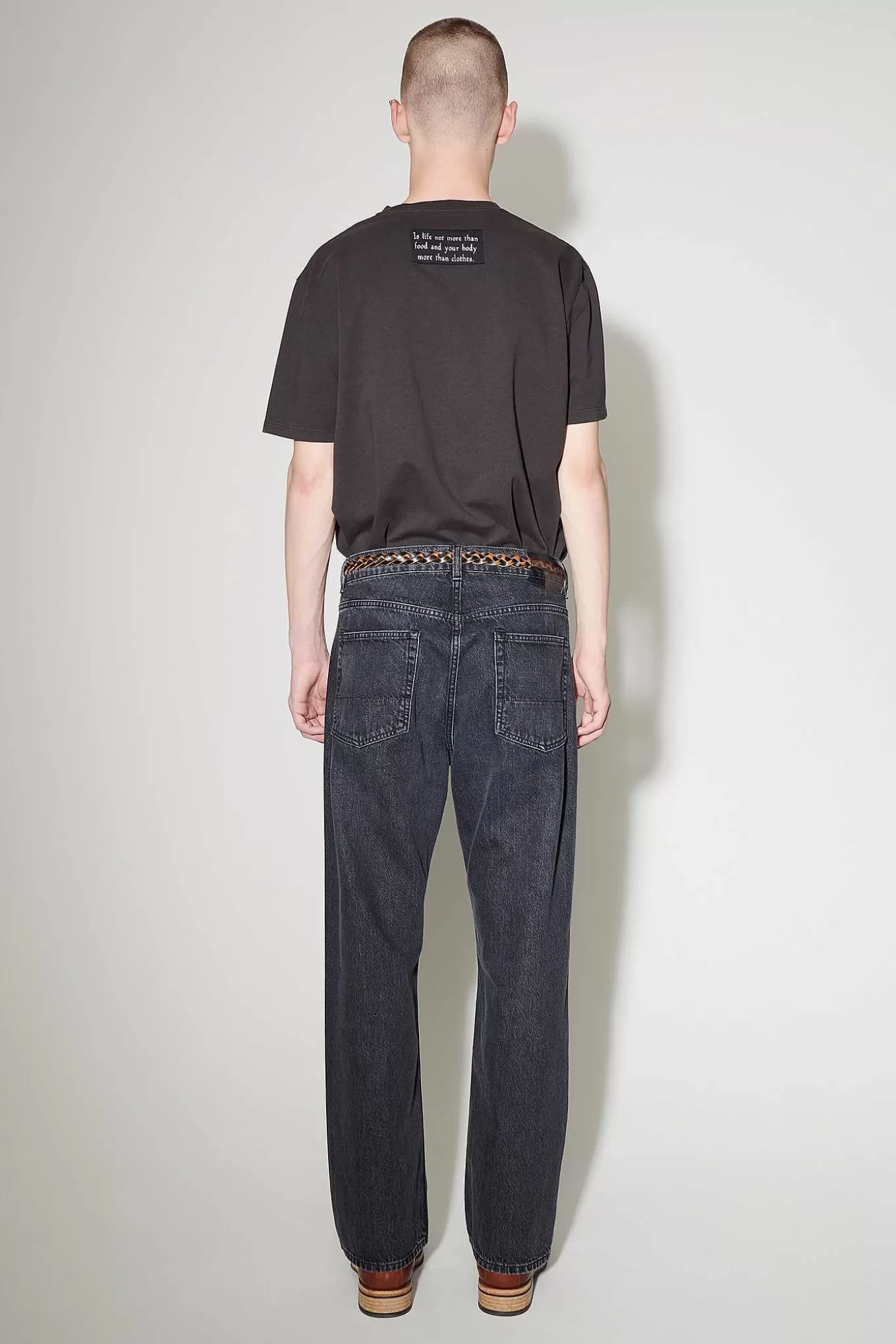 Denim Our Legacy - Modello Tredje Snittet con Lavaggio Supergrigio Effetto Usurato Premium 

（：