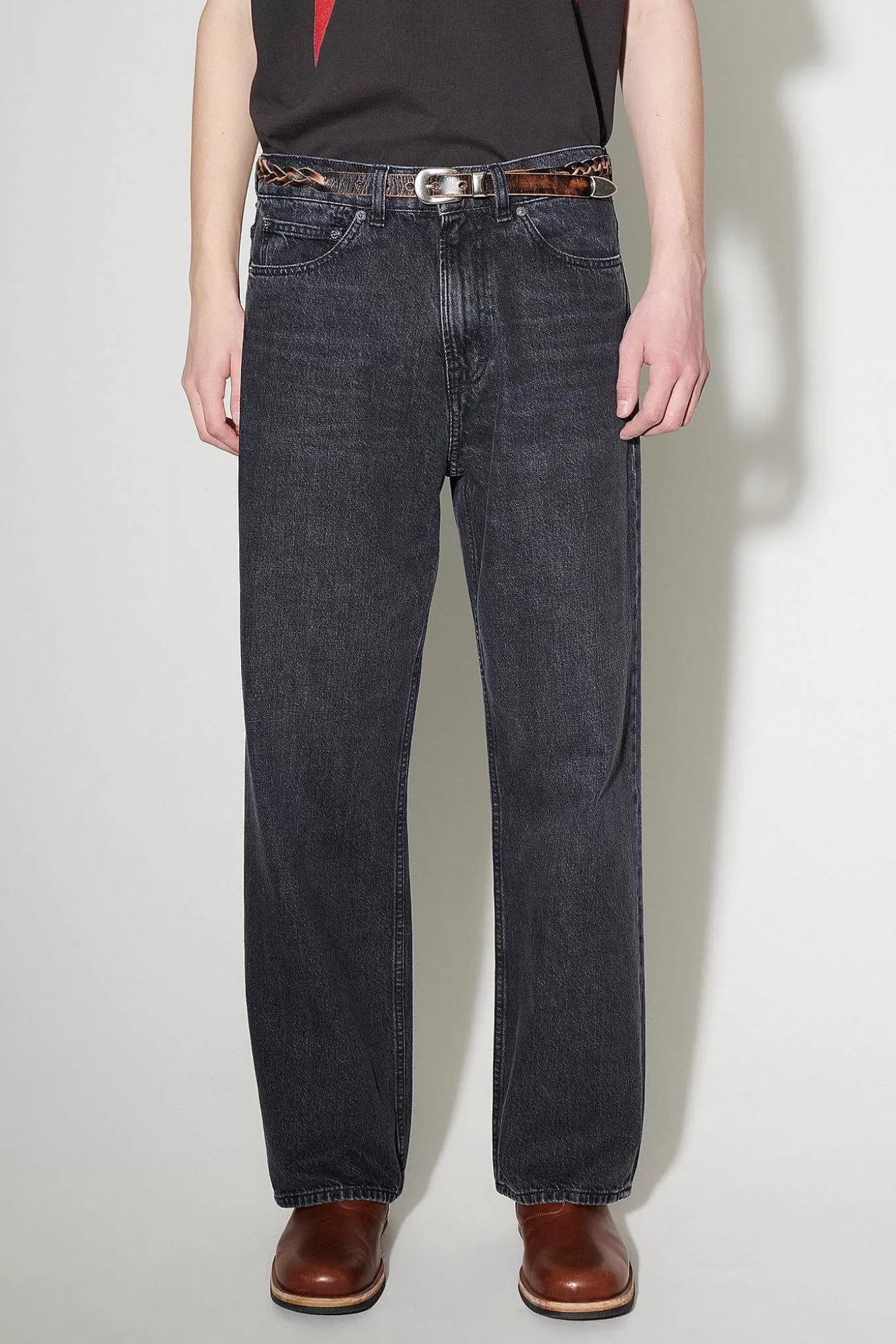 Denim Our Legacy - Modello Tredje Snittet con Lavaggio Supergrigio Effetto Usurato Premium 

（：