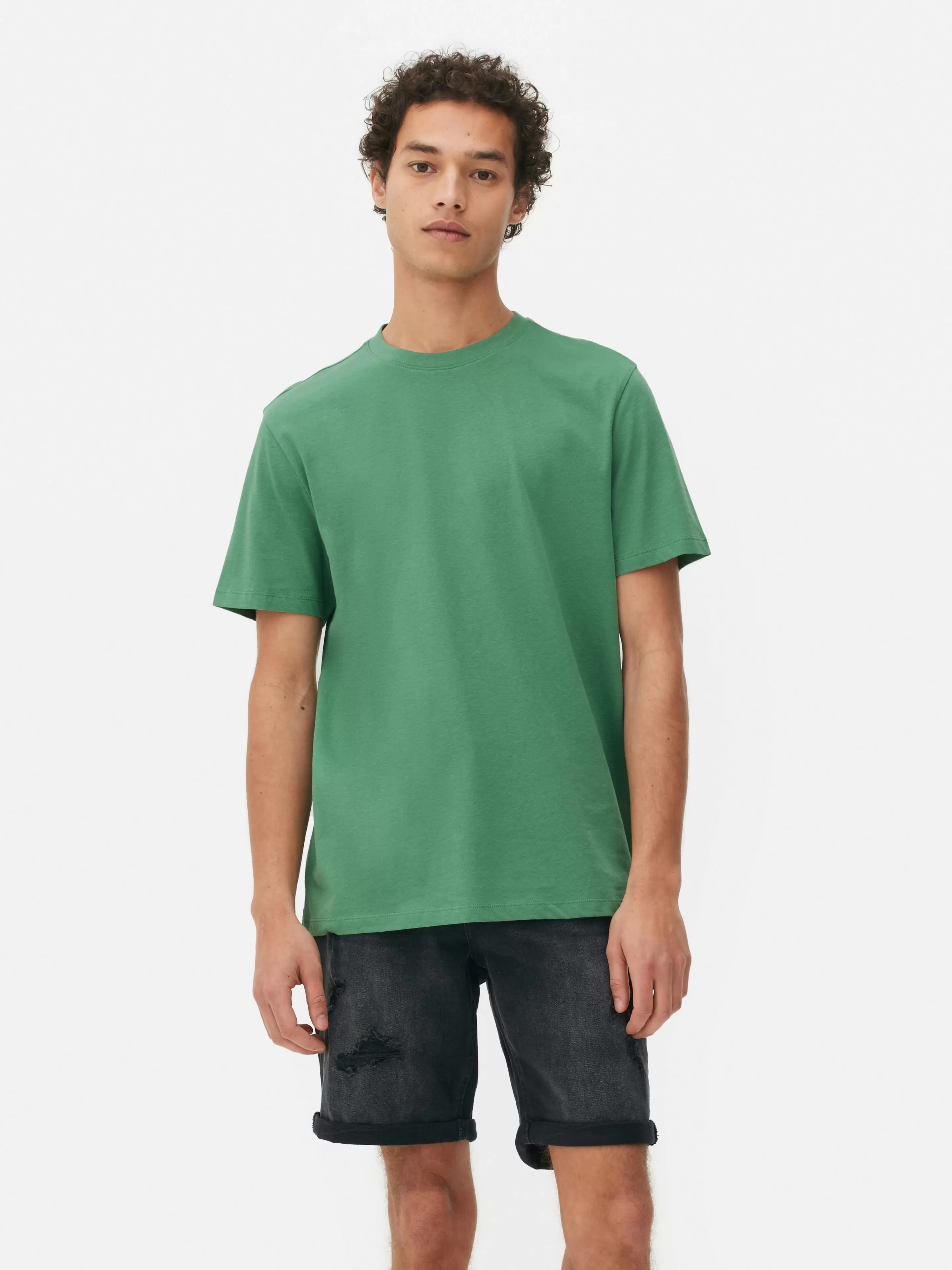 Maglietta Casual Primark - Taglio Regolare con Scollo Tondo, Tessuto Morbido in Verde Chiaro per Stilistica Quotidiana