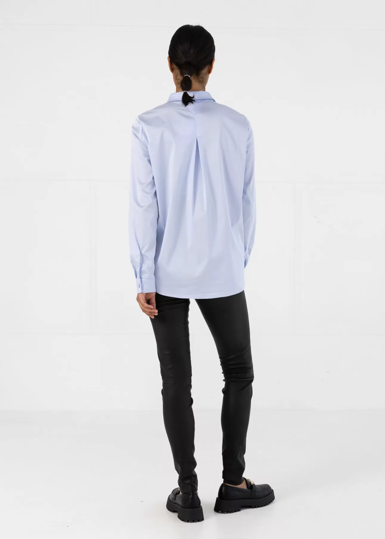 Coster Copenhagen Camicia Donna Elegante con Taglio Slim e Design Timeless - Conforto Garantito