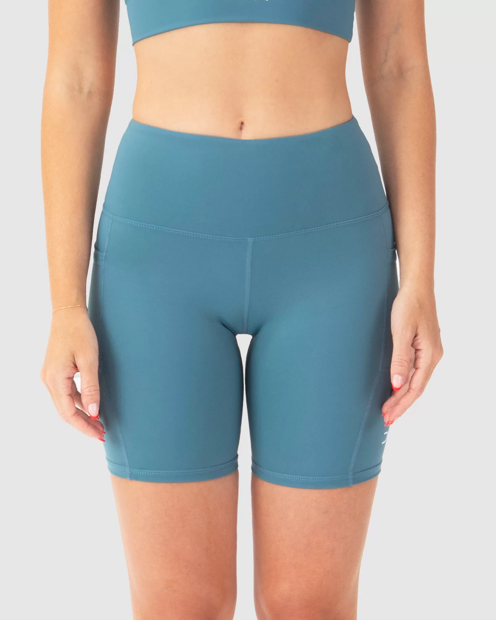 Unit Clothing | Shorts Donna Linea Energy con Taglia Alta Vita 47cm - Design Elasticizzato in Blu Giada per Sport all'Aperto, Moda Attiva Estate 2024 con Tasche laterali e Comfort Sportivo