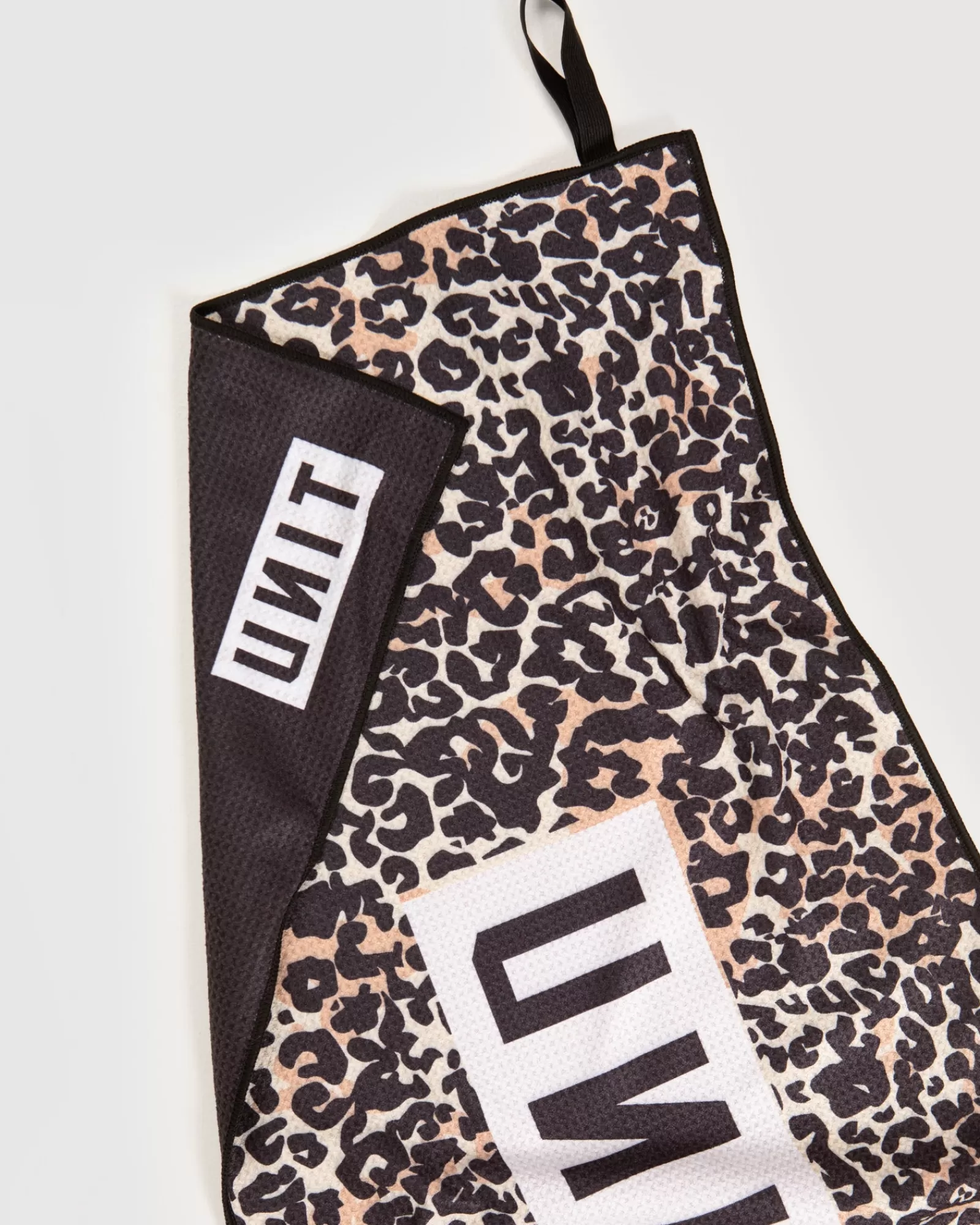 Asciugamano Sportivo Ultraperformante Stampa Leopardata - Linea Frenzy by Unit con Sconti Esclusivi