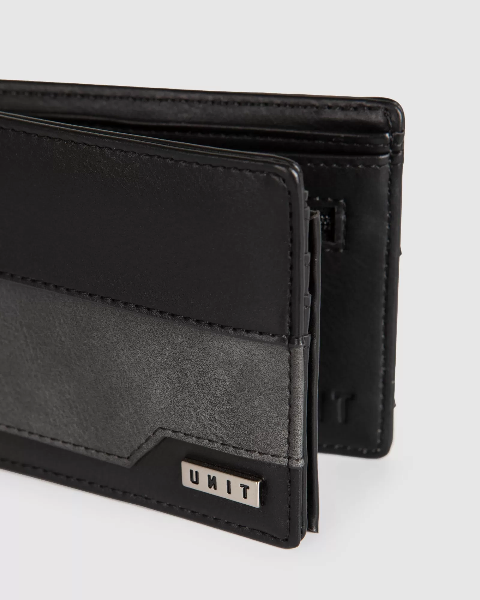 Portafoglio Mack in Pelle Minimalista - Accessorio Essenziale per Stile Urbano | Borsaglio Compatto con Design Pulito e Funzionale - Unit Clothing