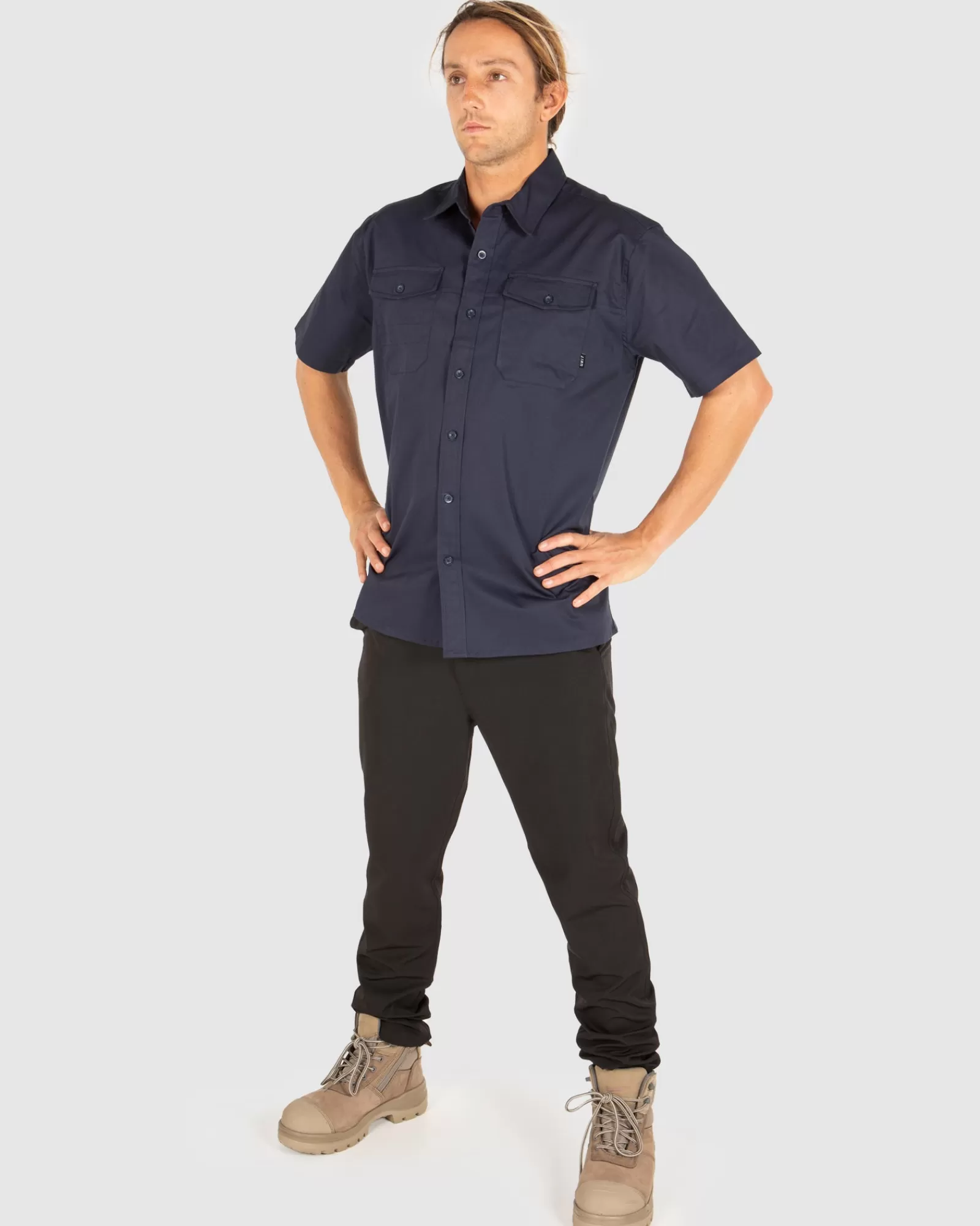 Promozione Lampo: Camicia da Lavoro a Maniche Corte Unit - Design Pratico e Confortevole per Tutto il Giorno!