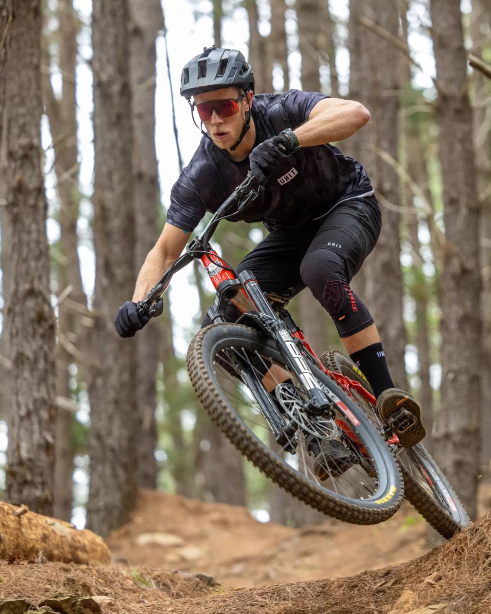 UNIT Sportwear - Pantaloncini MTB Terrain Flex Ultra Confort, 54cm Nero - Prezzo Imbattibile!