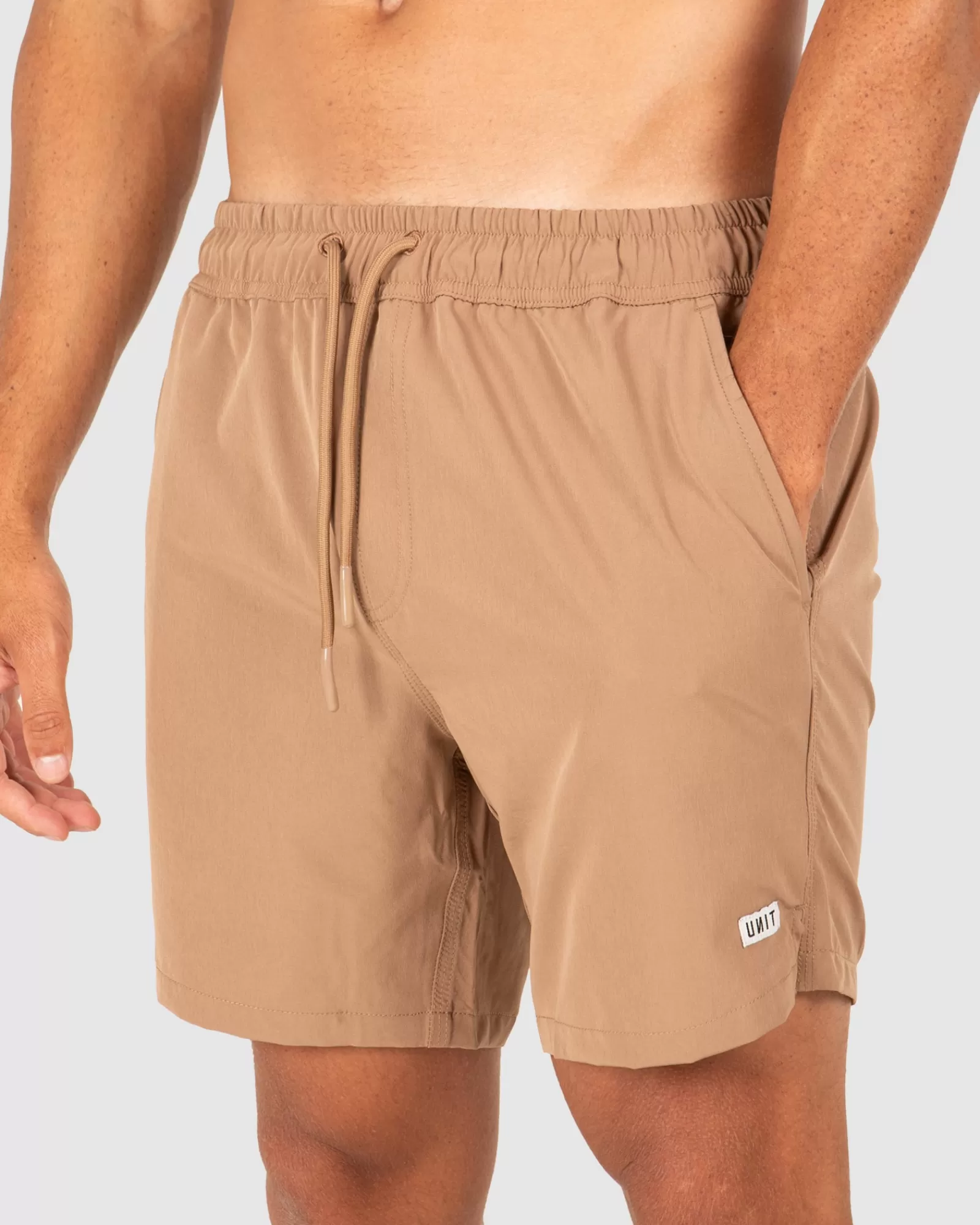 UNIT Activewear - Pantaloncini Elasticizzati Venture con Massima Libertà di Movimento (Disponibili in Saldi Estivi)
