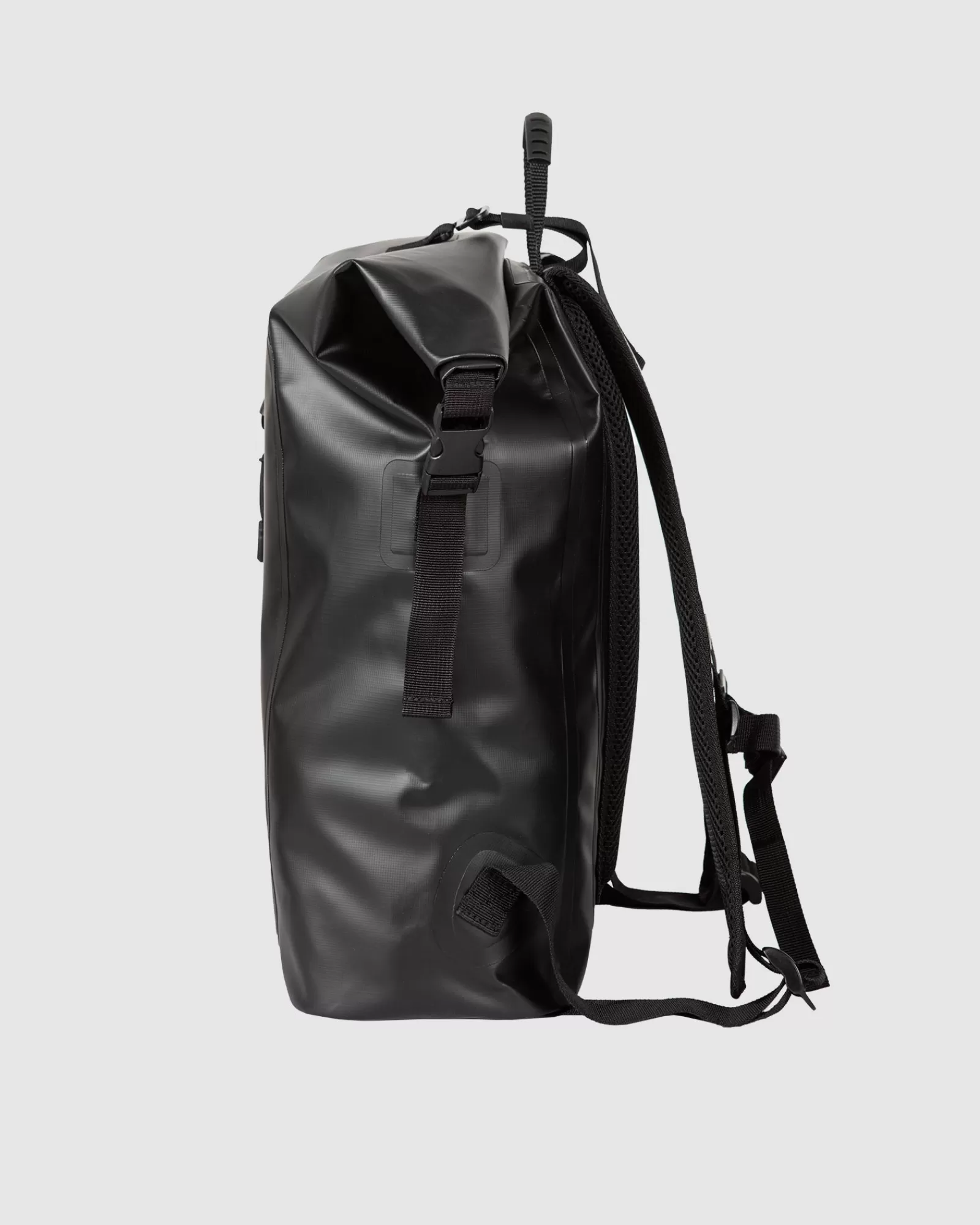 Zaino Trek Nero Impermeabile di Unit Clothing - Offerta Lampo Esclusiva!
