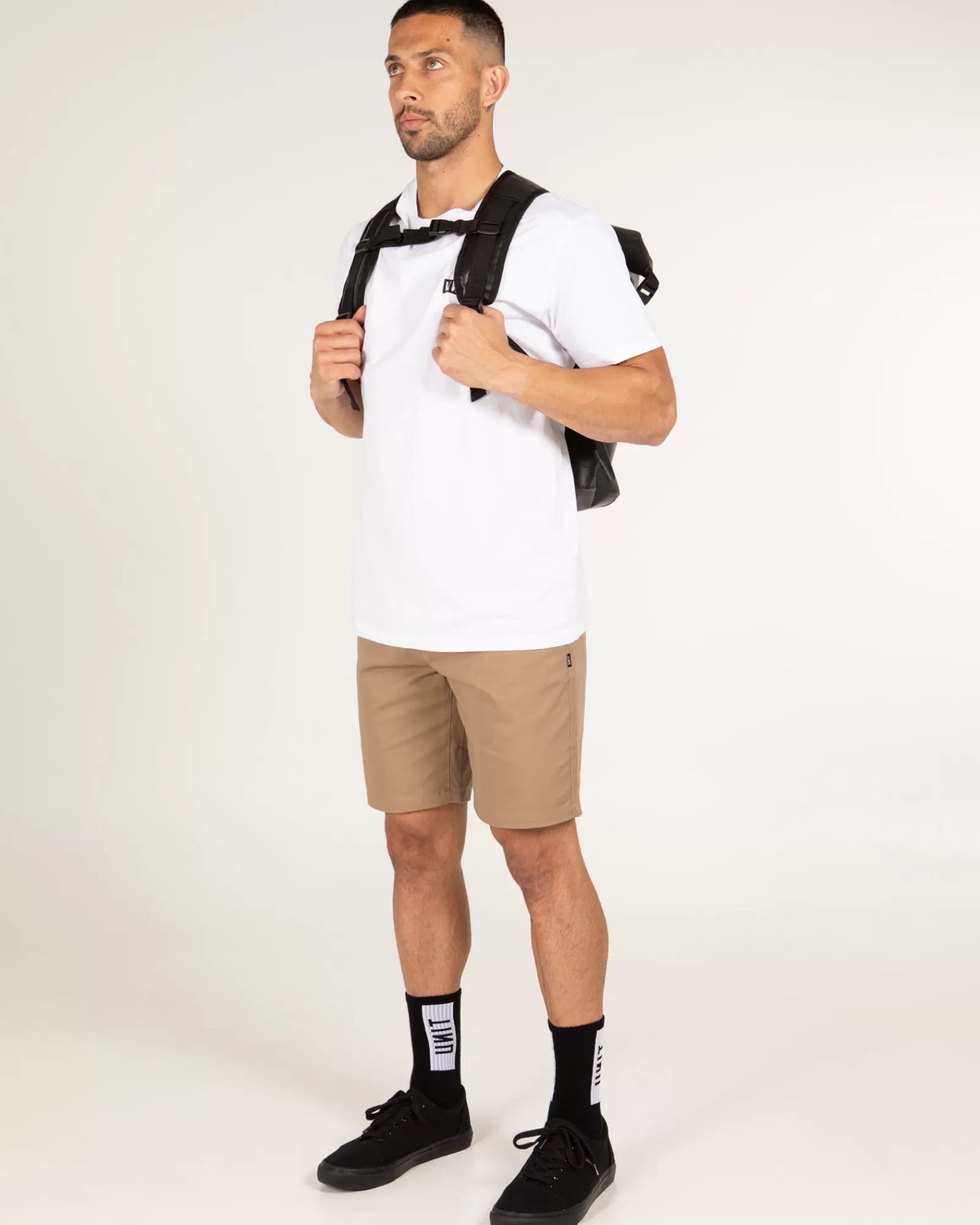 Zaino Trek Nero Impermeabile di Unit Clothing - Offerta Lampo Esclusiva!