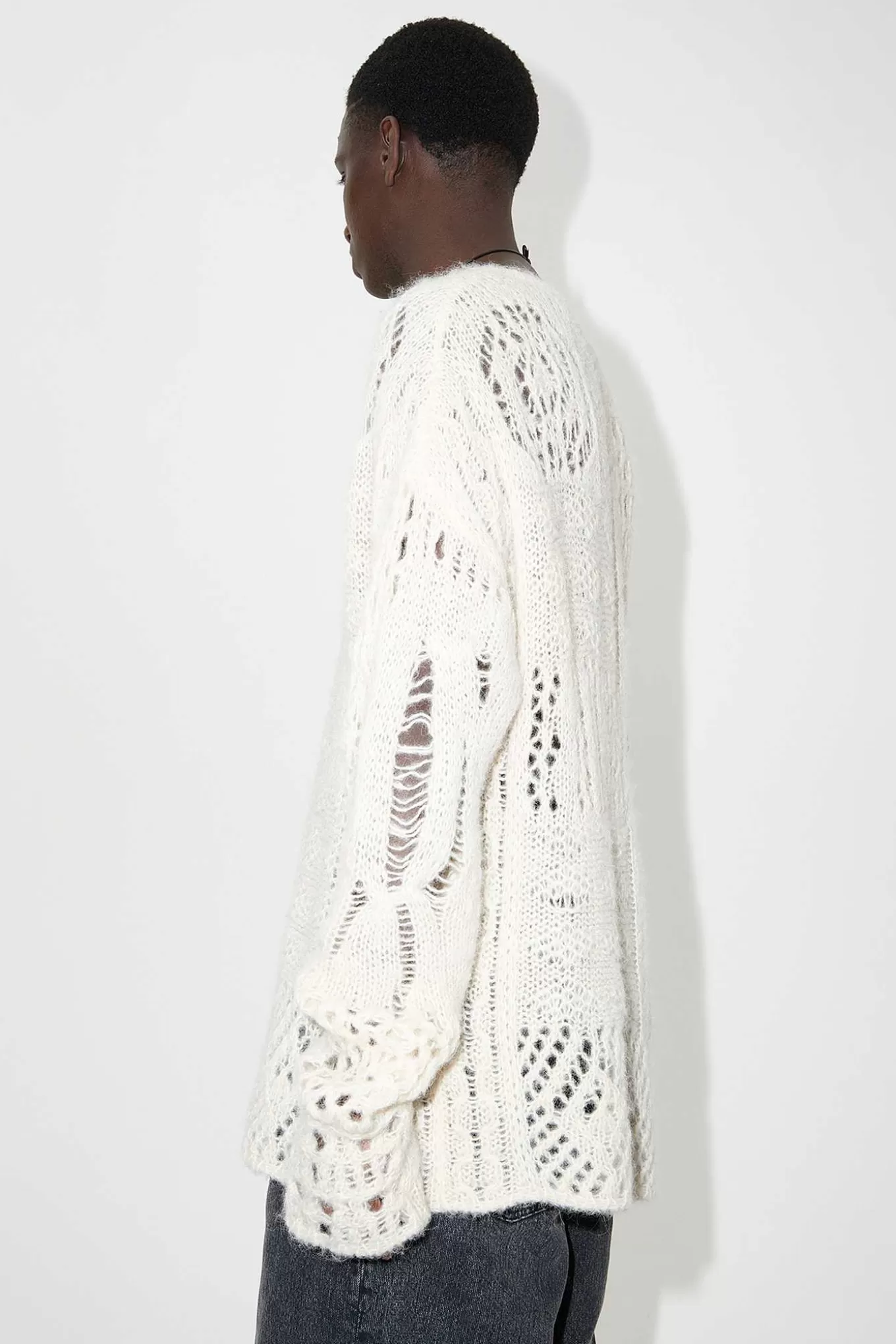 Maglia V-Circolare Our Legacy | Pantaloni Artigianali in Filato Alpaca Aereo per Autunno-Inverno